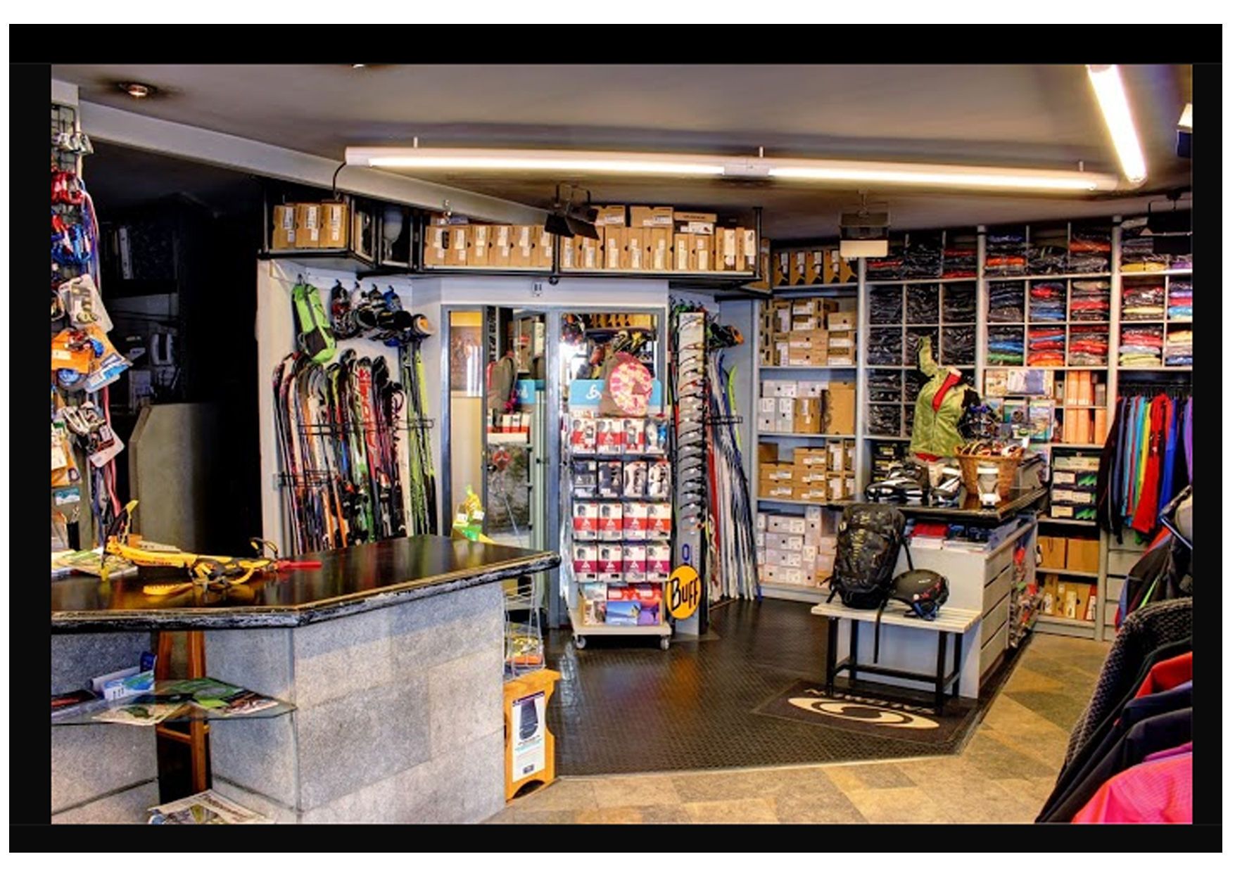 Tienda especializada en material de montaña Tiendas ropa tecnica escalada Tienda especializada en material de montaña Tiendas ropa tecnica escalada