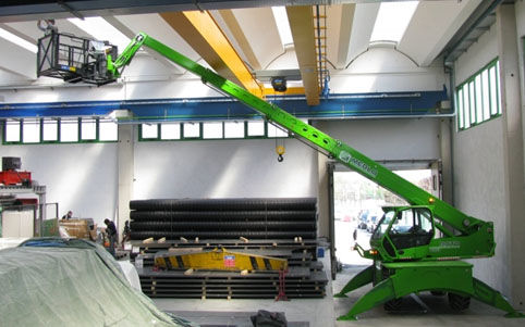 Manipulador telescopico giratorio marca MERLO, serie ROTO: Catálogo de GRUPO GV Manipulador telescopico giratorio marca MERLO, serie ROTO: Catálogo de GRUPO GV