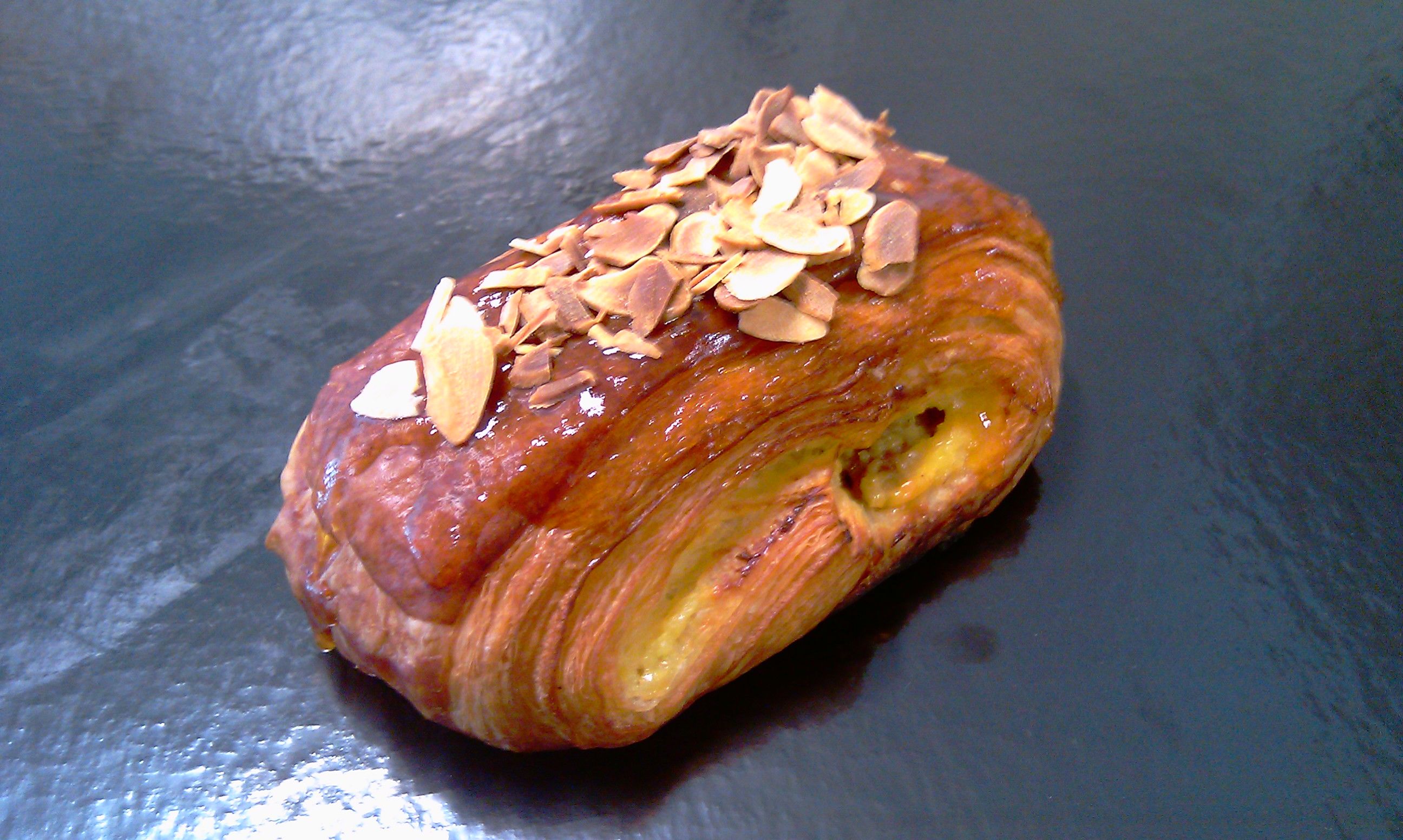 Pinka de Crema y Pasas: Catálogo de Pastelería Oiartzun Pinka de Crema y Pasas: Catálogo de Pastelería Oiartzun