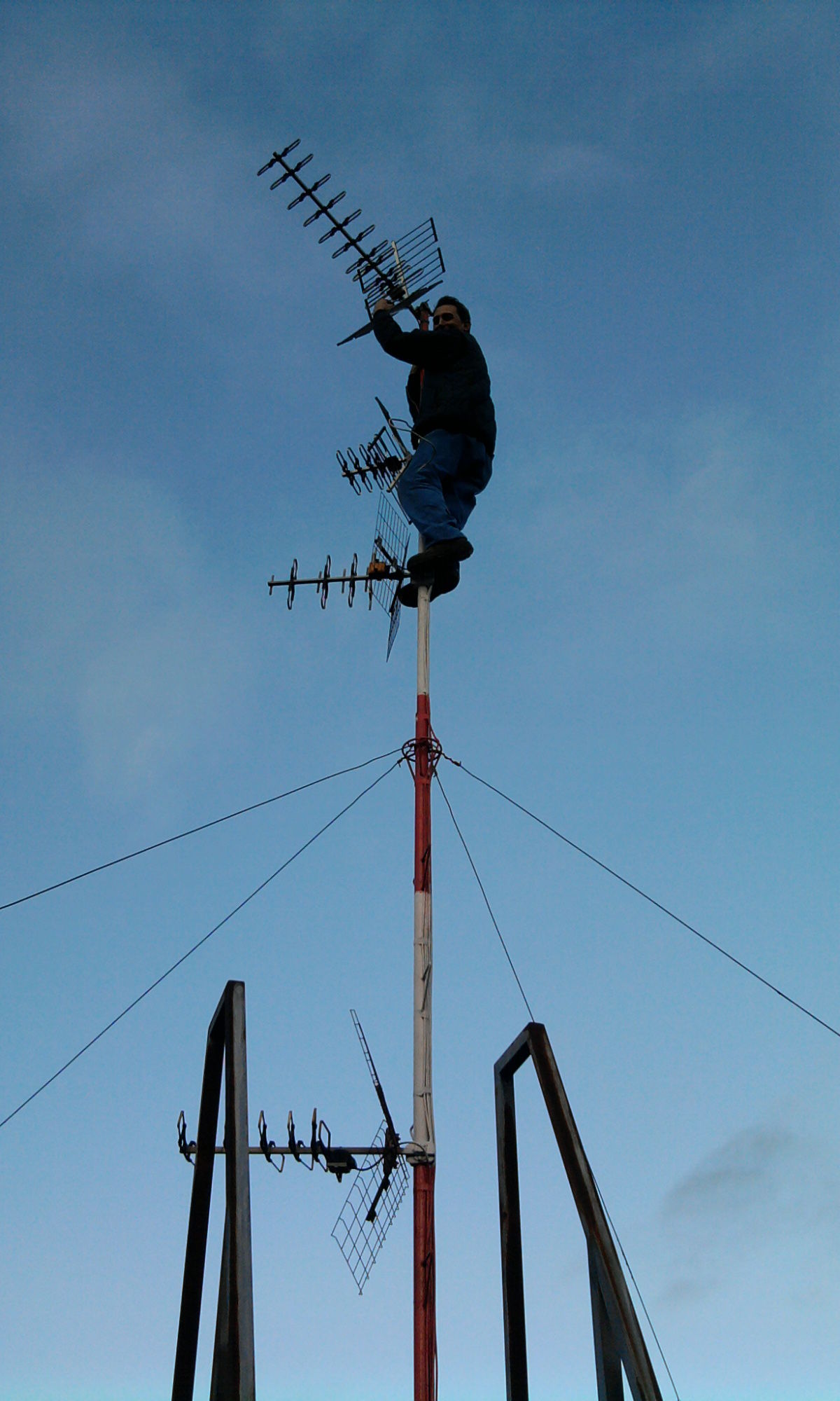 Antenas: SERVICIOS de Antenor Antenas: SERVICIOS de Antenor