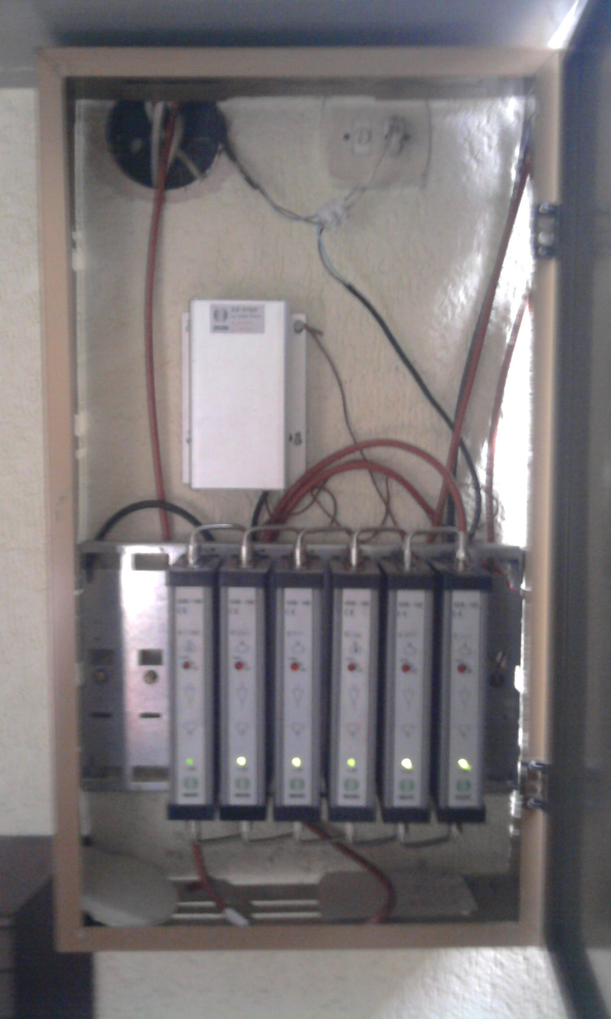 Equipos de antena: SERVICIOS de Antenor Equipos de antena: SERVICIOS de Antenor