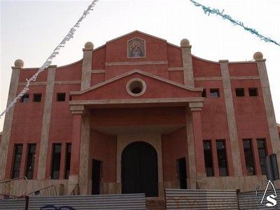 Iglesia Alcalá de guadaira: Catálogo y exposición de Alcomármol Iglesia Alcalá de guadaira: Catálogo y exposición de Alcomármol