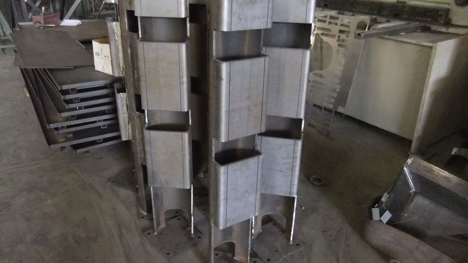 SOPORTES ESPEJOS DOILAN KOOP