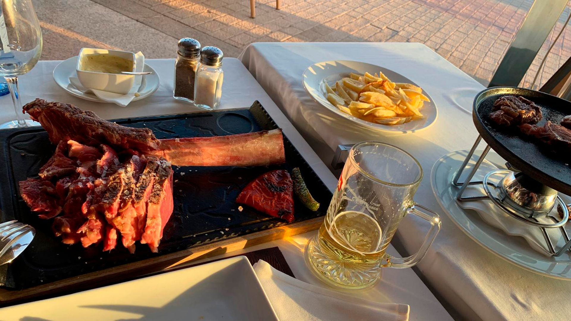 Restaurante de cocina vasco-gallega en San Bartolomé de Tirajana Restaurante de cocina vasco-gallega en San Bartolomé de Tirajana