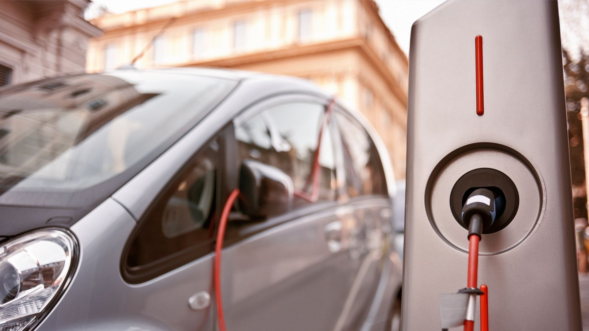 Venta e instalación de puntos de recarga para vehículos eléctricos en Sevilla Venta e instalación de puntos de recarga para vehículos eléctricos en Sevilla