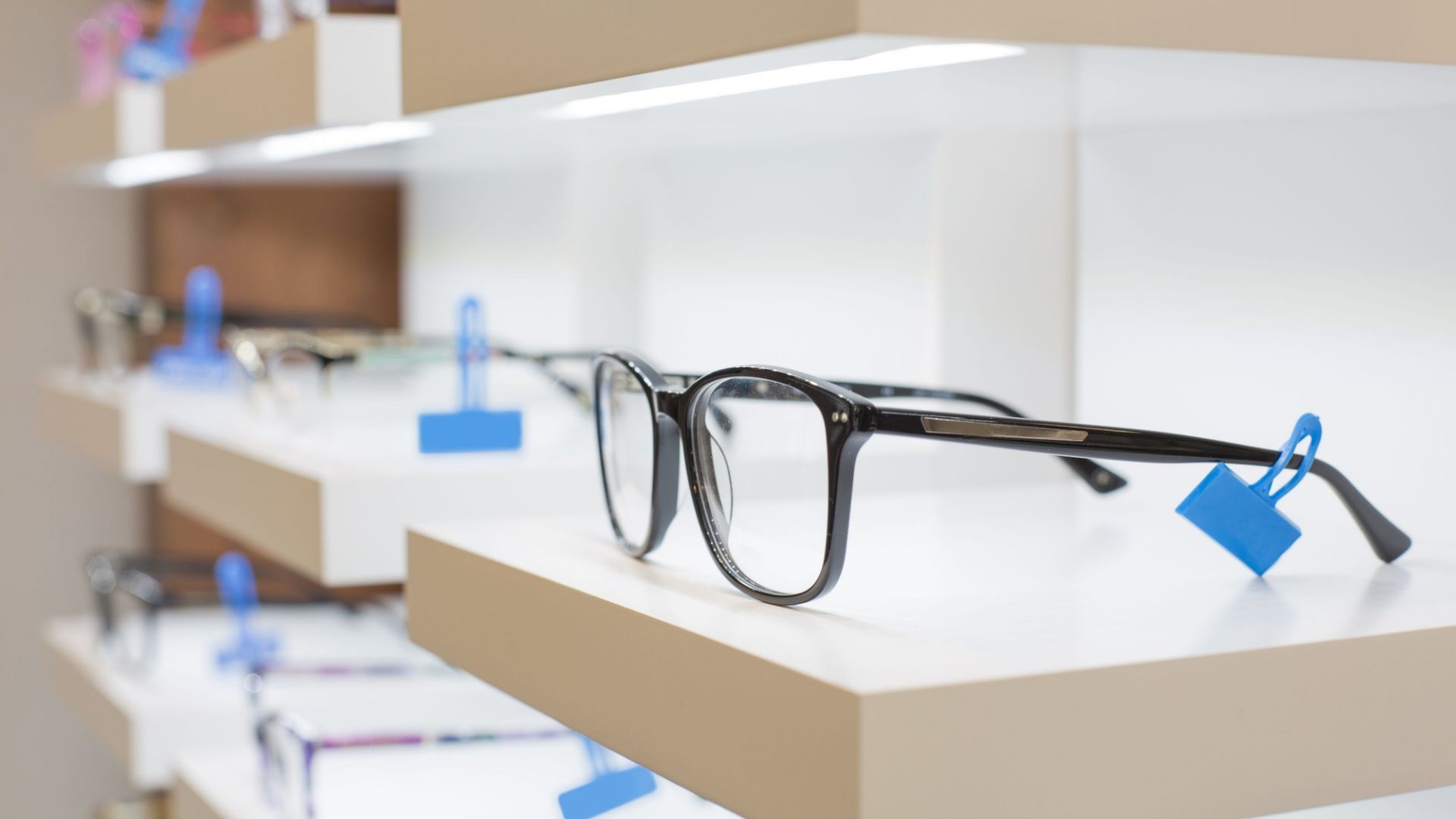 RamonLopez_Optician_84 RamonLopez_Optician_84