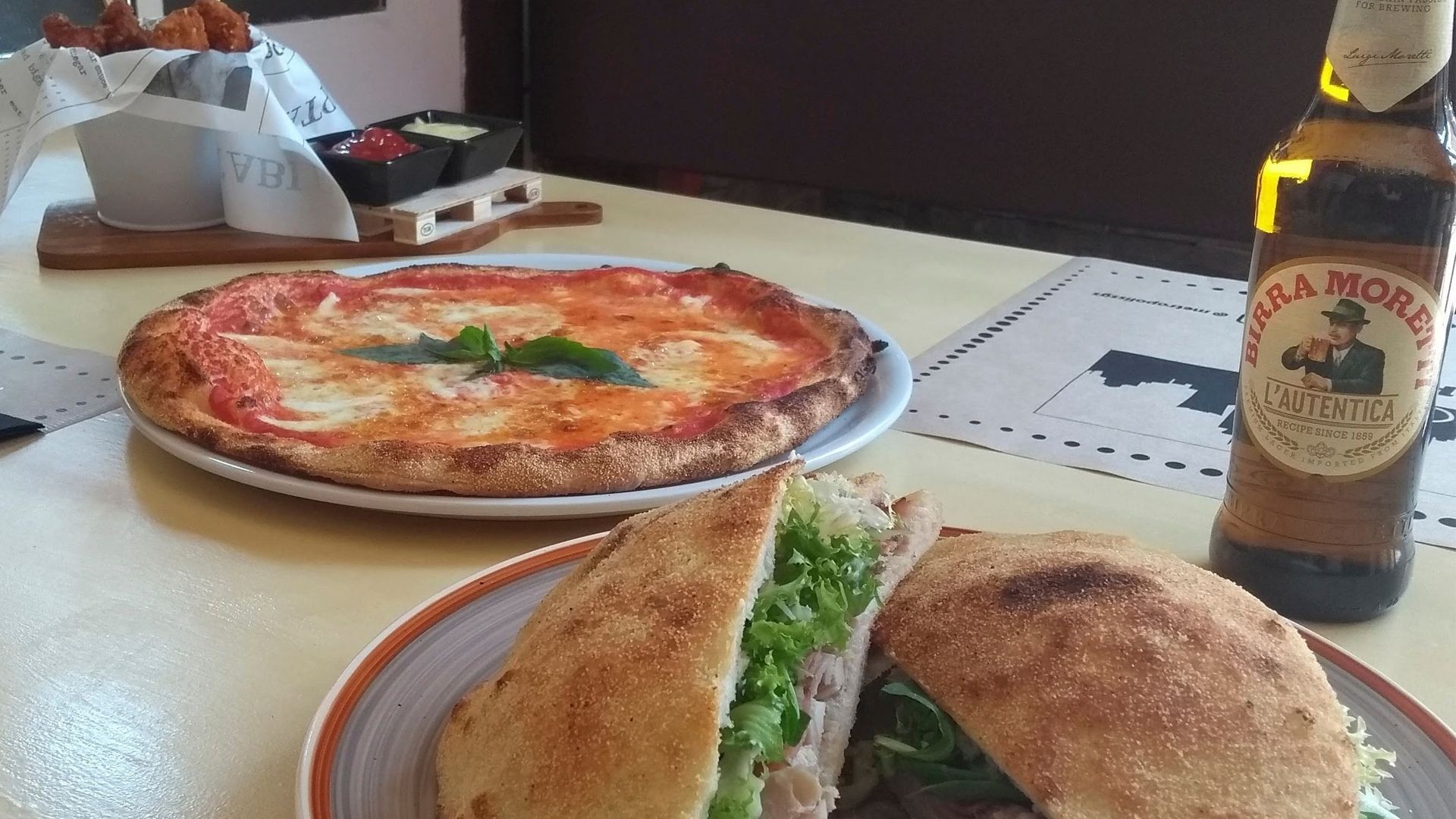 Auténticas pizzas artesanas en Zaragoza Auténticas pizzas artesanas en Zaragoza