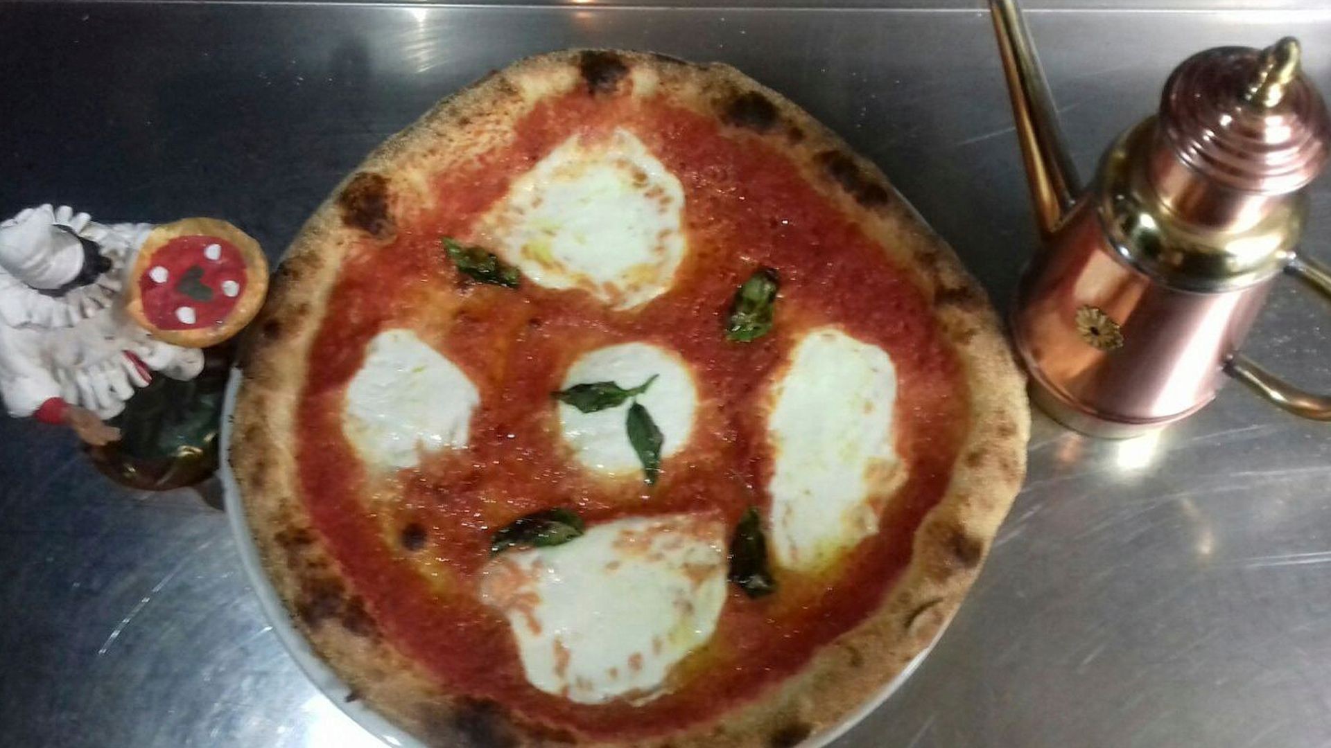 Restaurante italiano con pizzas artesanas en Zaragoza Restaurante italiano con pizzas artesanas en Zaragoza