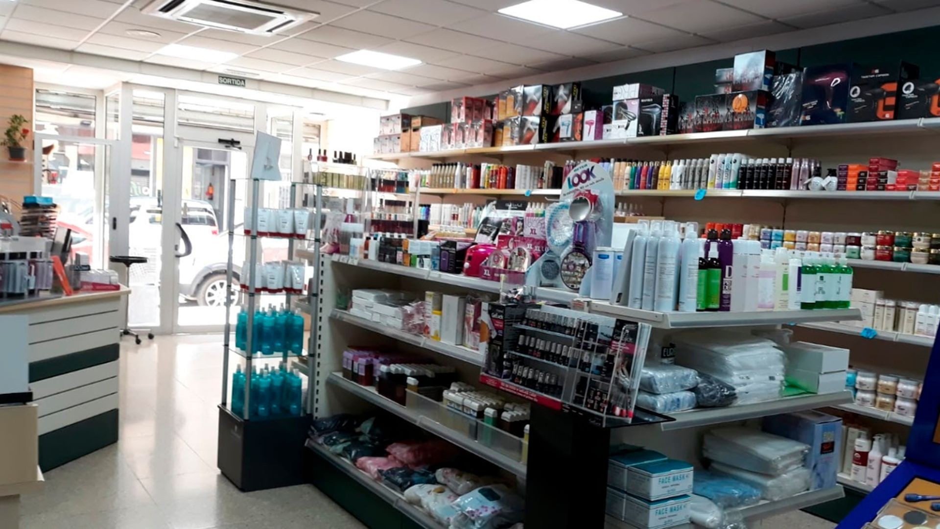 Venta de productos para peluquería en Girona Venta de productos para peluquería en Girona