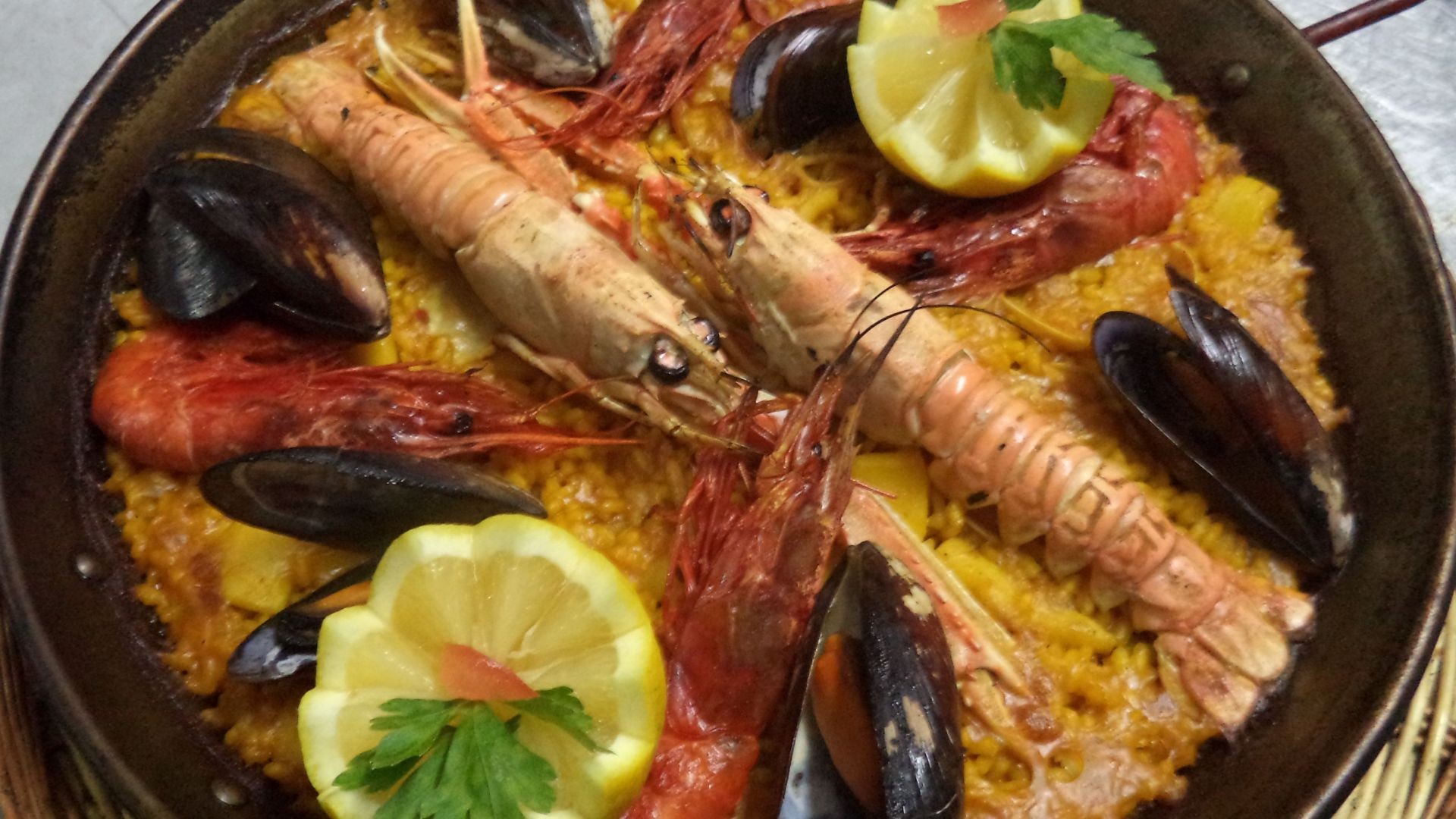 paella especial de marisco