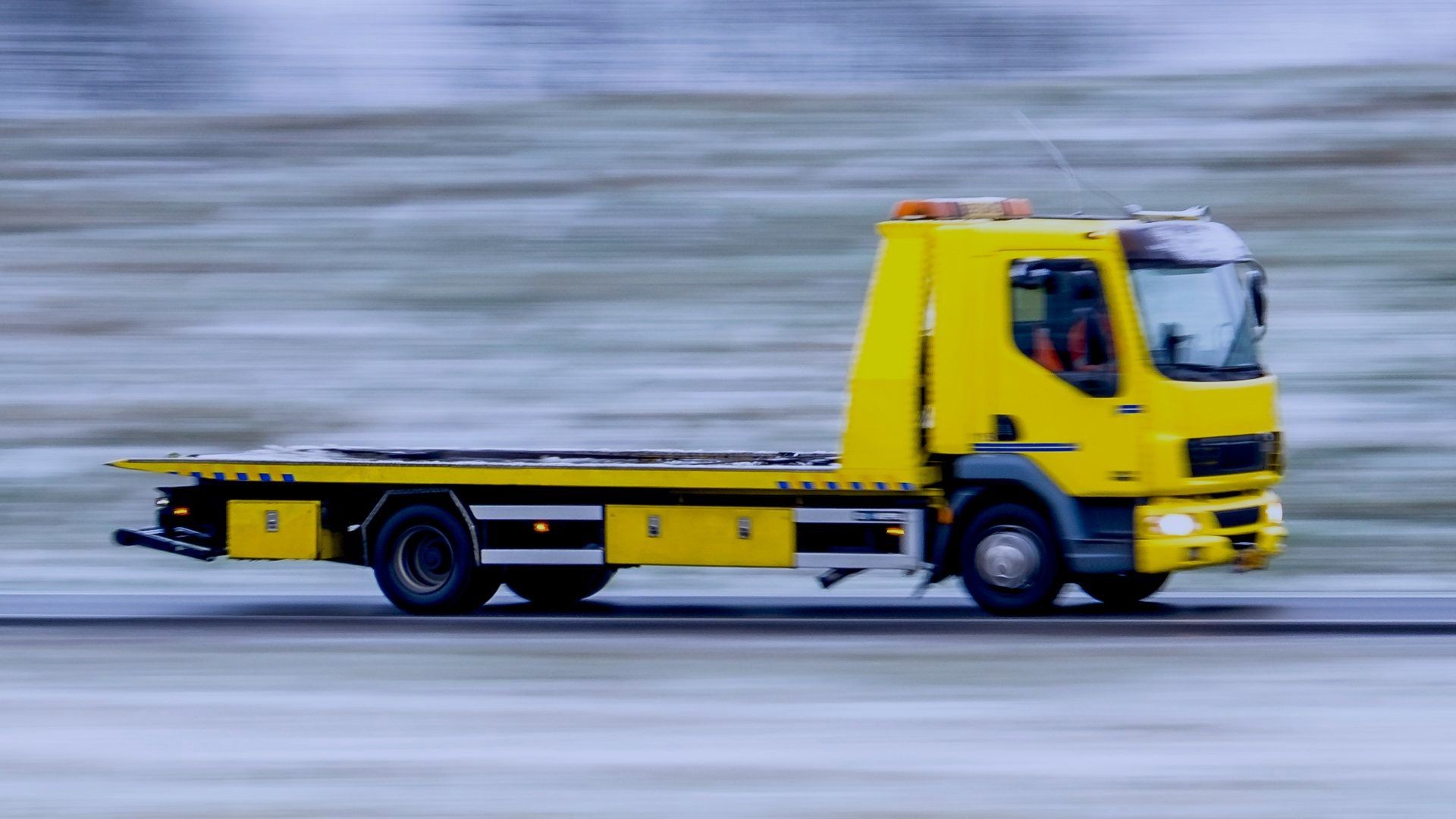 Servicio de grúa 24 horas en Madrid Servicio de grúa 24 horas en Madrid