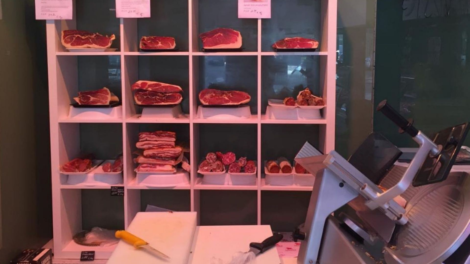 GUSTO POR LA CARNE GUSTO POR LA CARNE