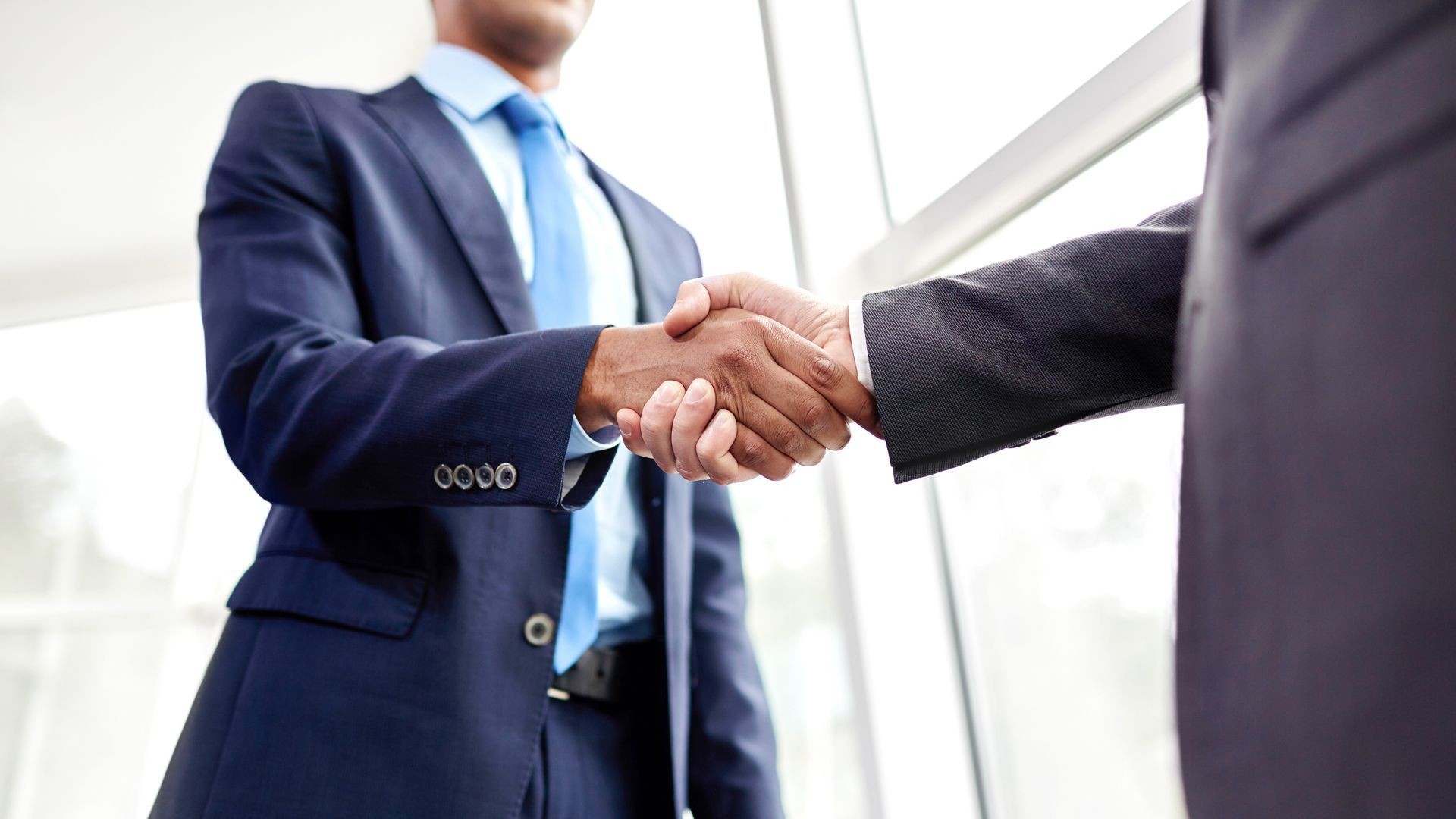 Asesoramiento para particulares o empresas Asesoramiento para particulares o empresas