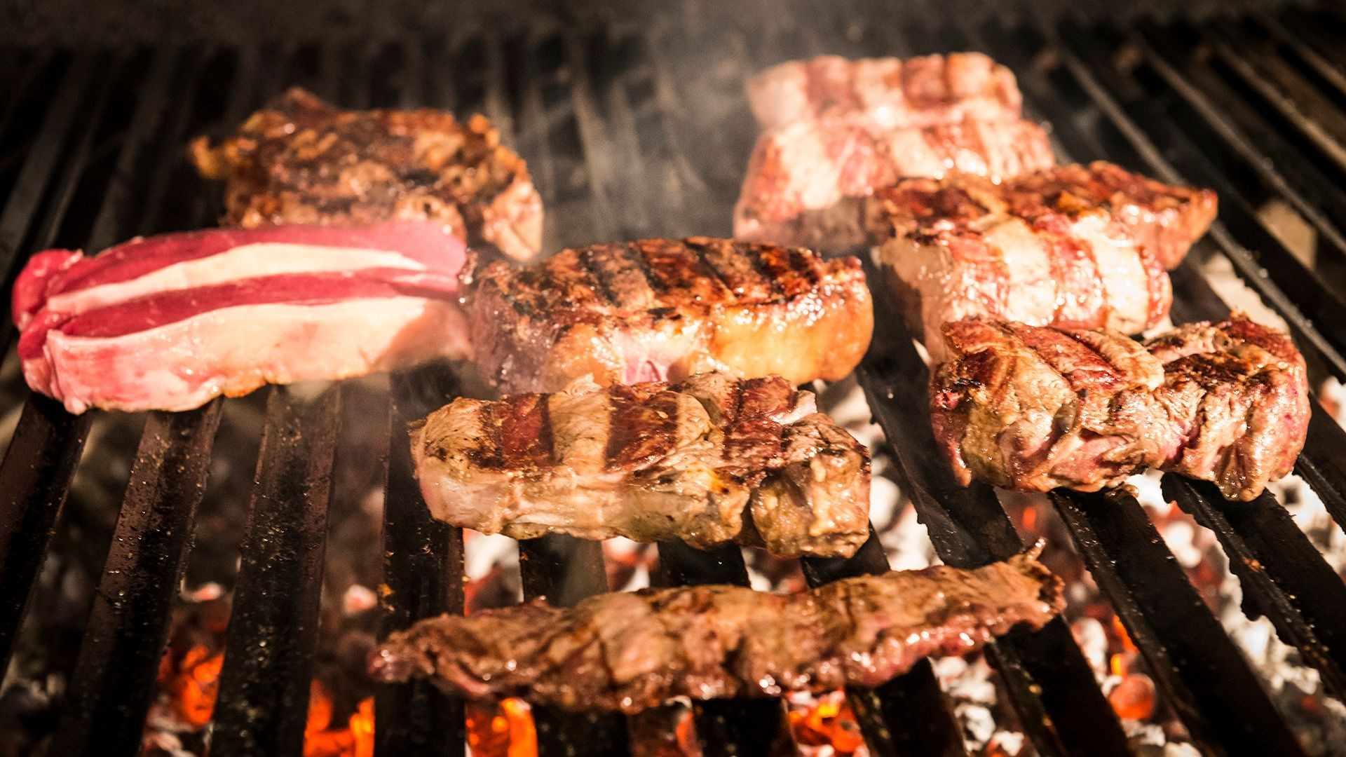 Carnes a la brasa Carnes a la brasa