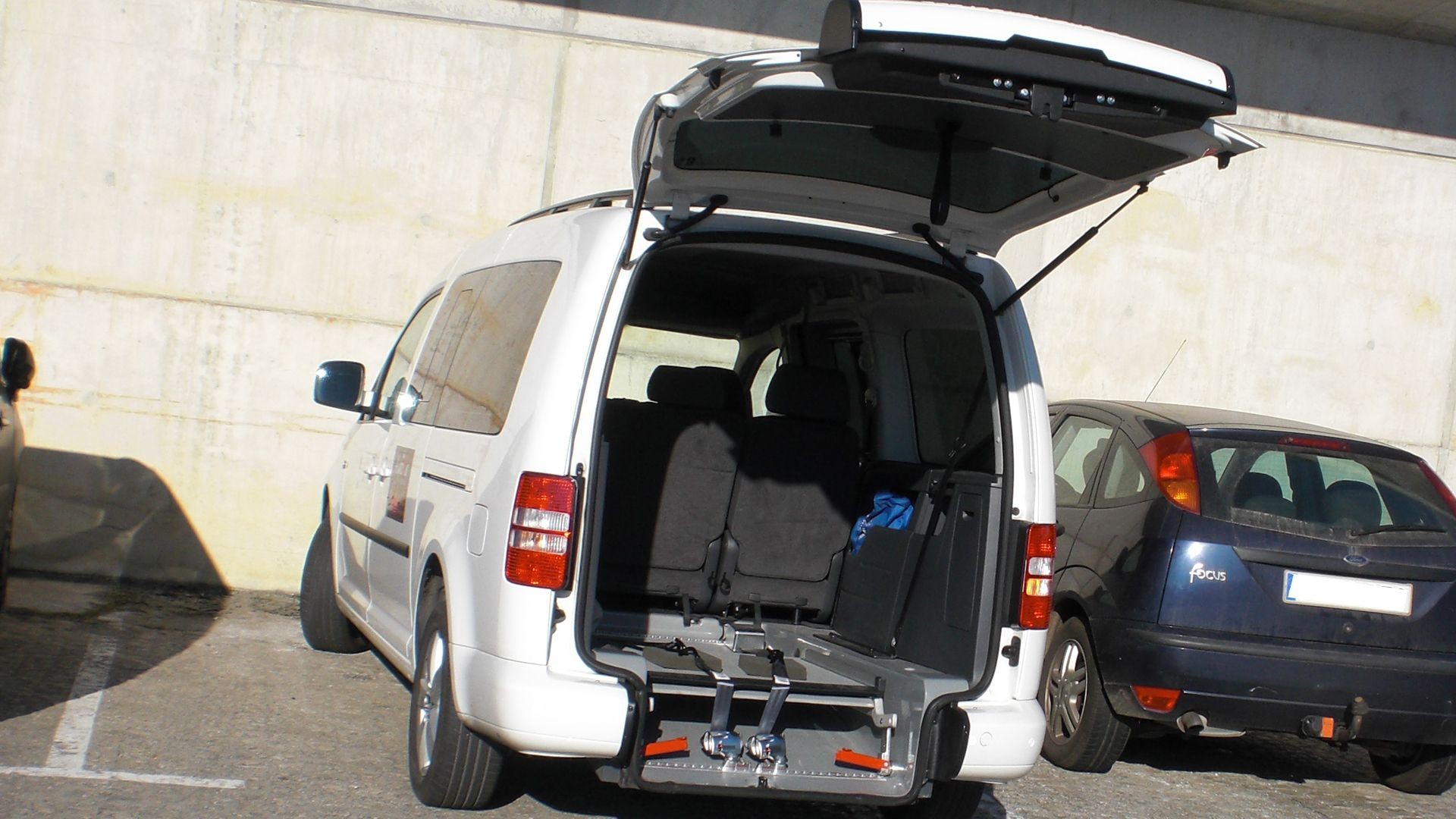 Servicio de taxi en Santiago de Compostela Servicio de taxi en Santiago de Compostela