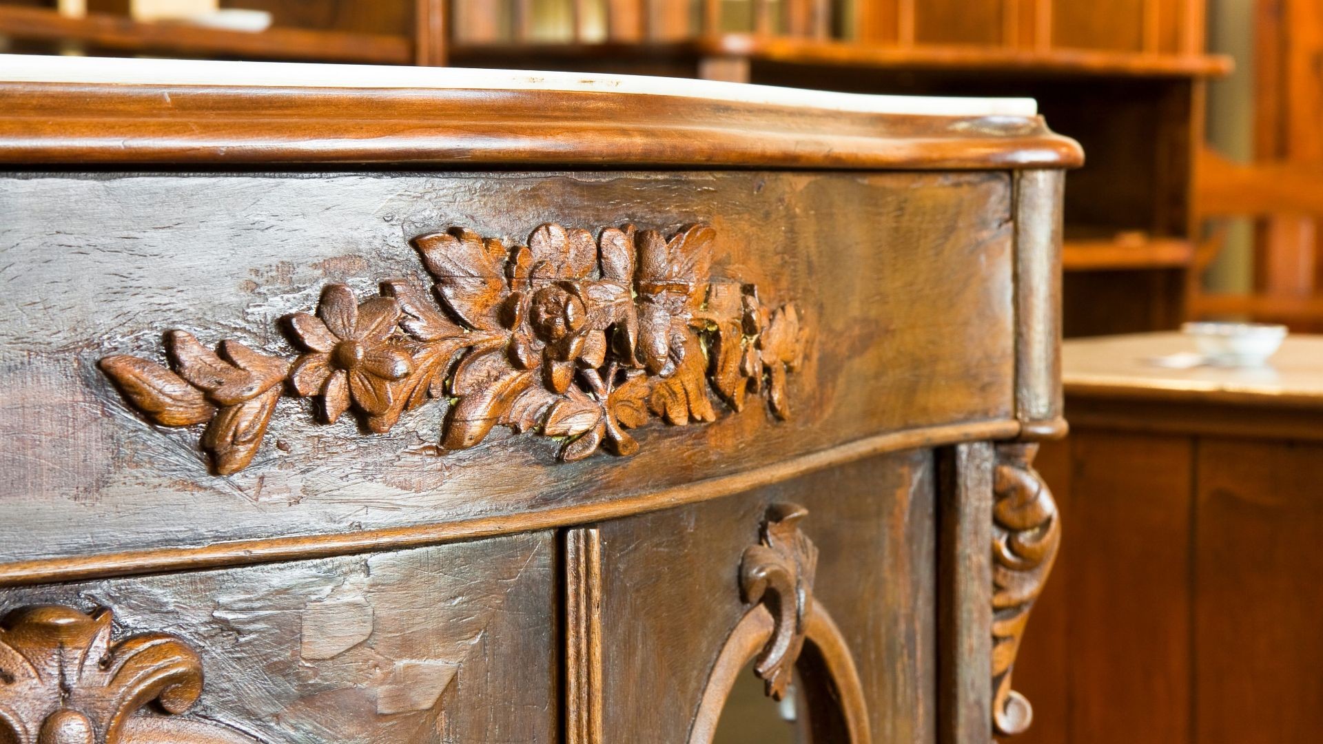 Restauración de muebles en Valencia Restauración de muebles en Valencia