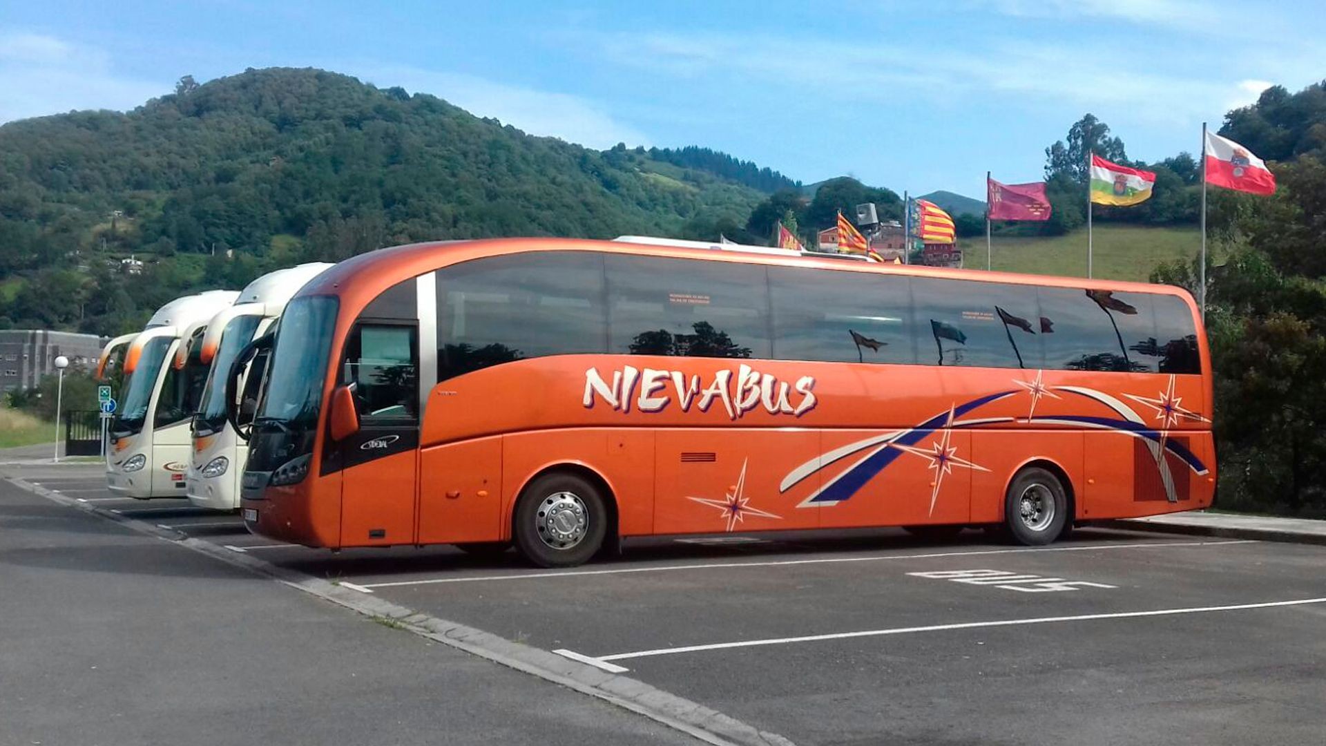 Autocares y Microbuses Nievabus Autocares y Microbuses Nievabus
