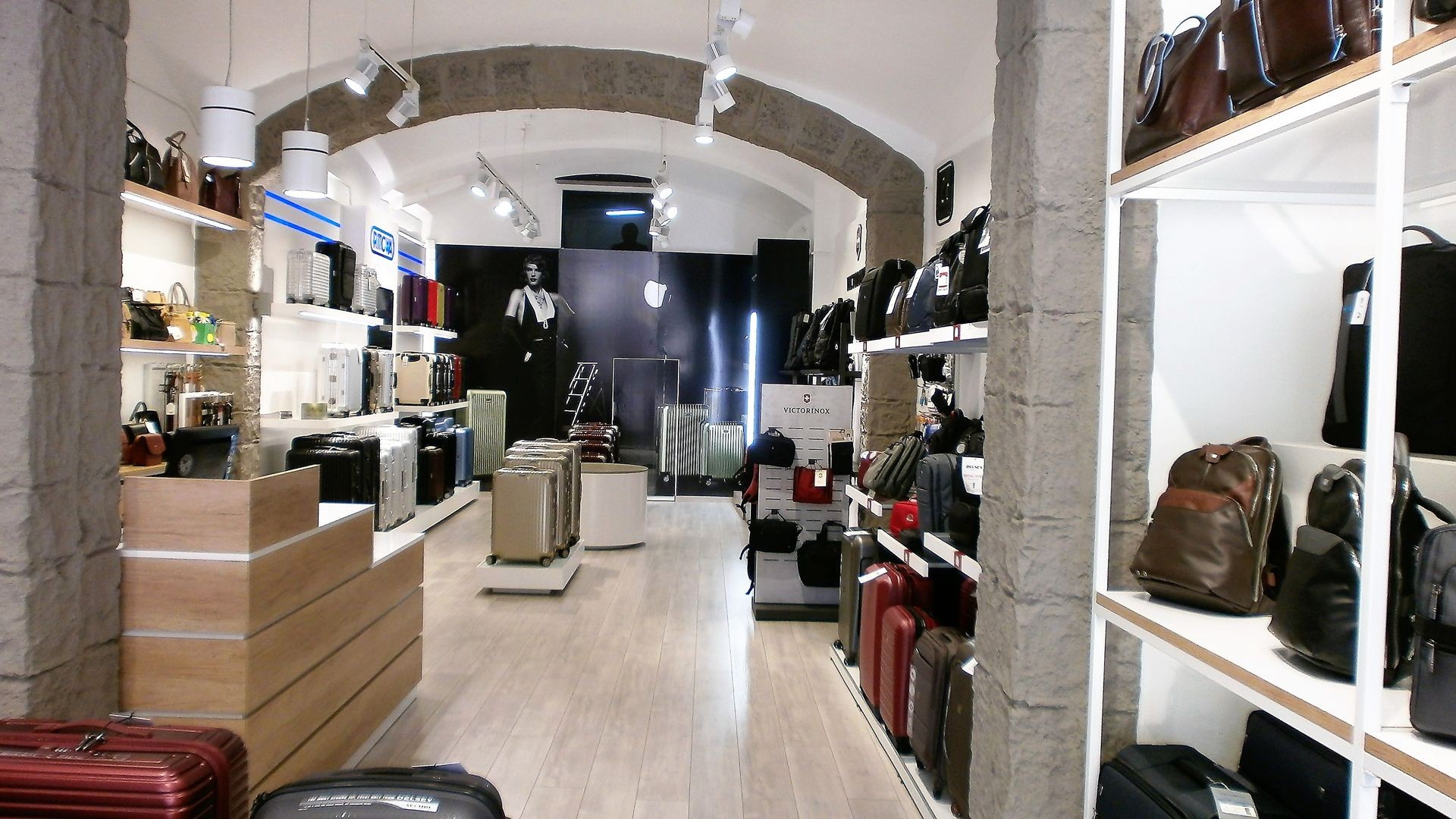 Bolsos y artículos de viaje en Barcelona Bolsos y artículos de viaje en Barcelona