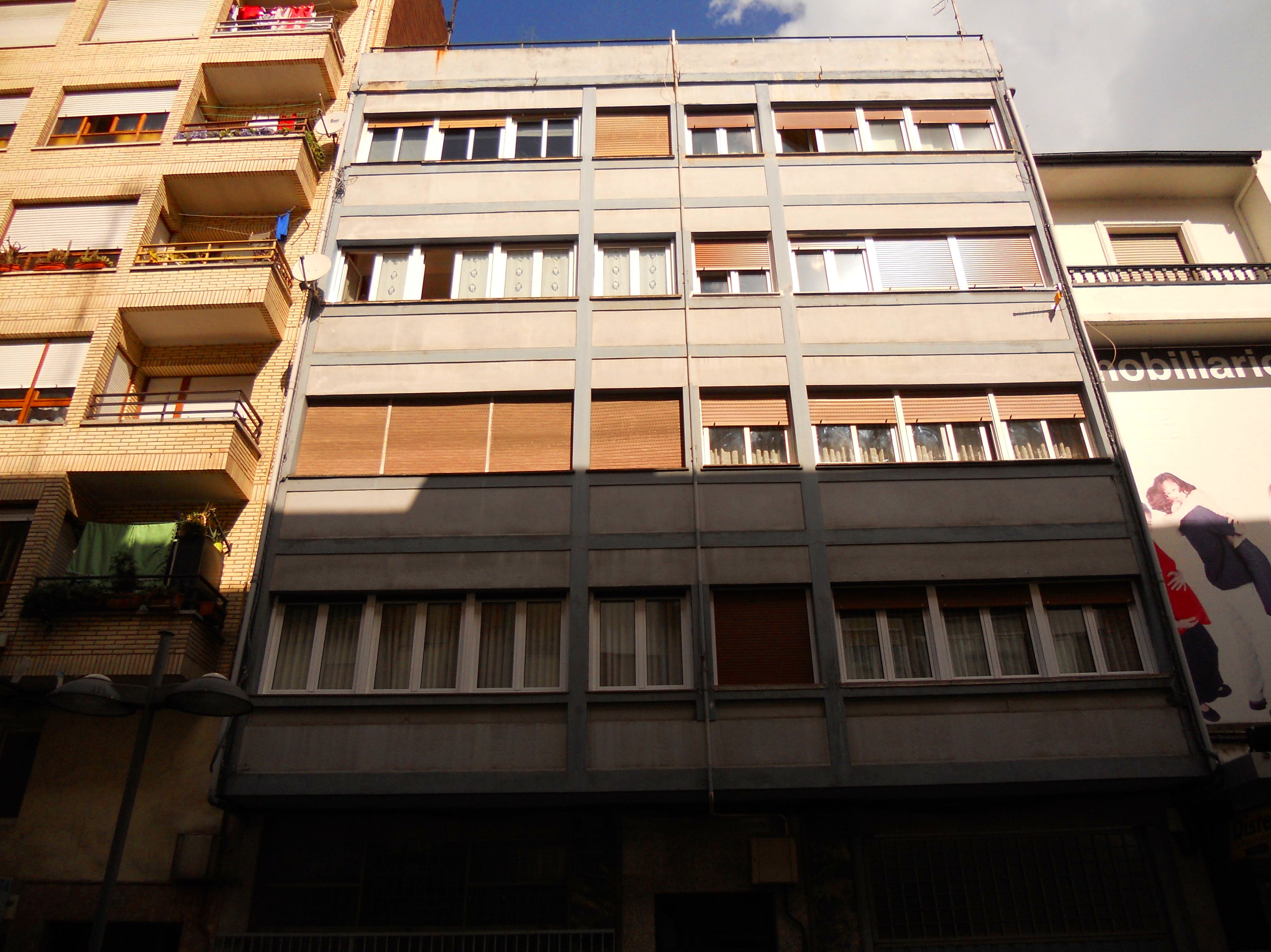 Antes de la rehabilitación de Fachadas Cantabria. Antes de la rehabilitación de Fachadas Cantabria.