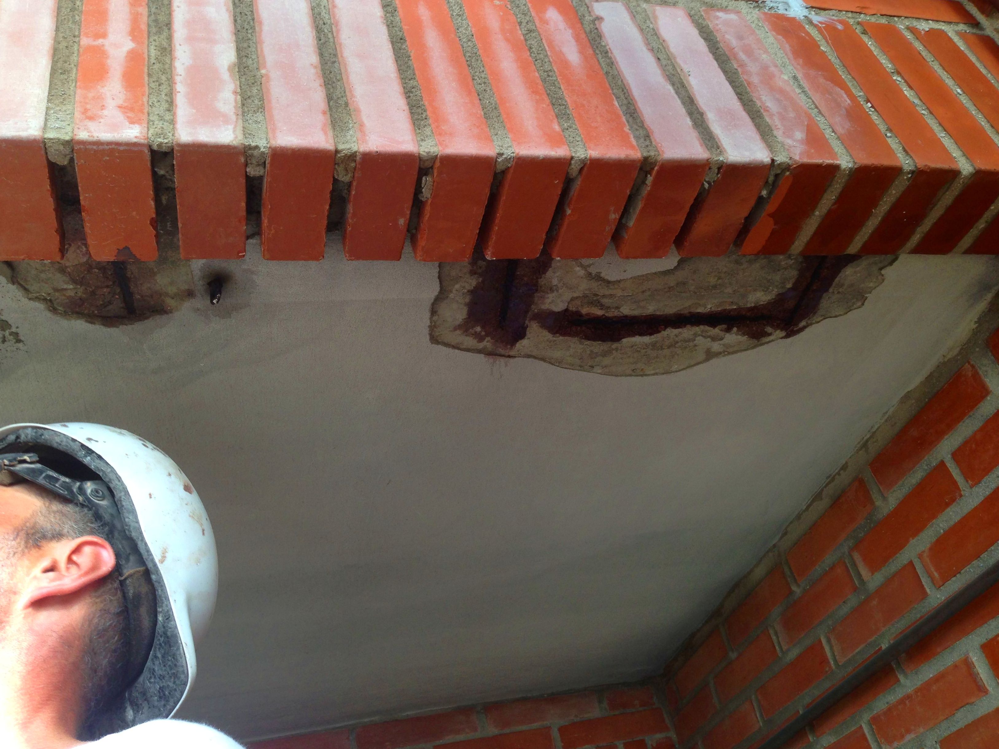 Reparaciones estructurales de ladrillo caravista en Torrelavega Reparaciones estructurales de ladrillo caravista en Torrelavega