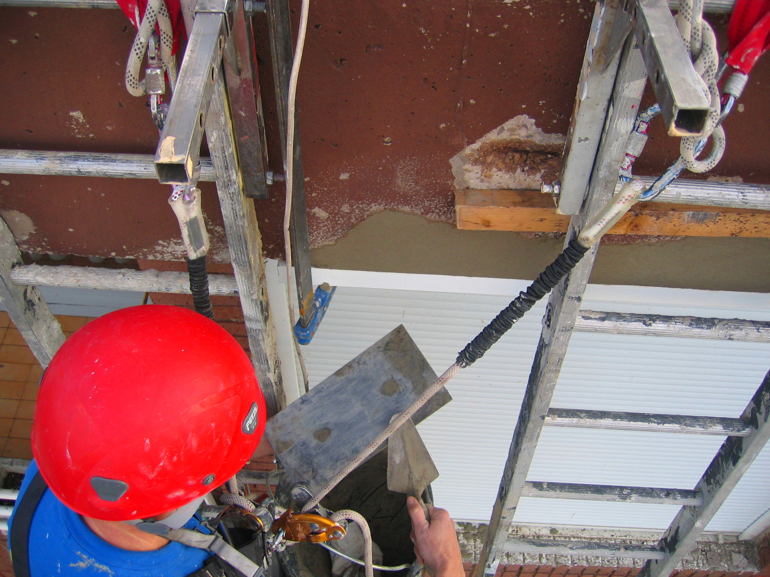 Reparación de aleros de hormigón