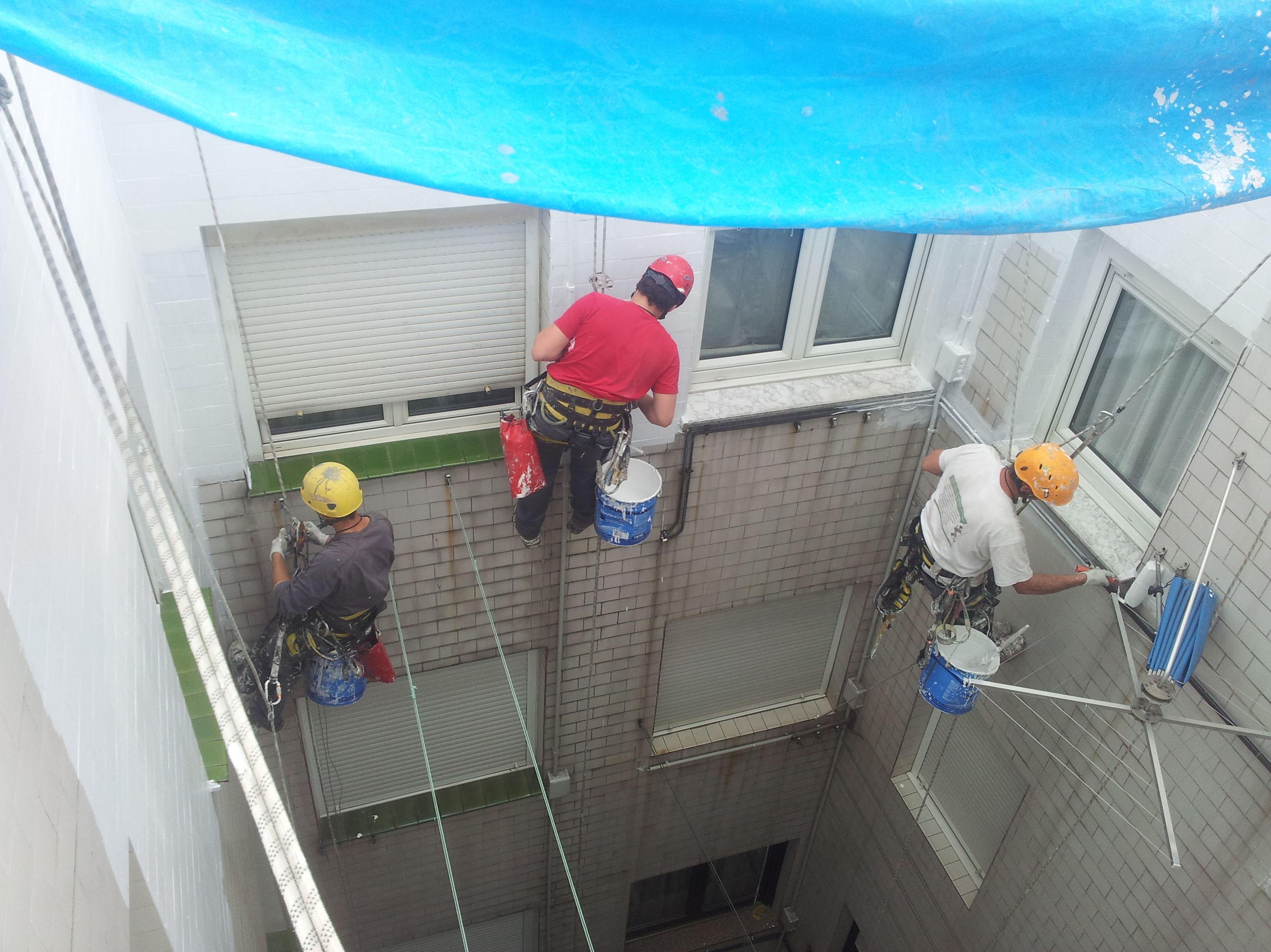 Impermeabilización de patios interiores en Cantabria Impermeabilización de patios interiores en Cantabria