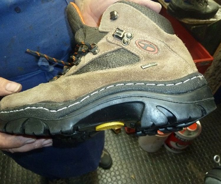 Reparación de cremalleras en botas en Leganés