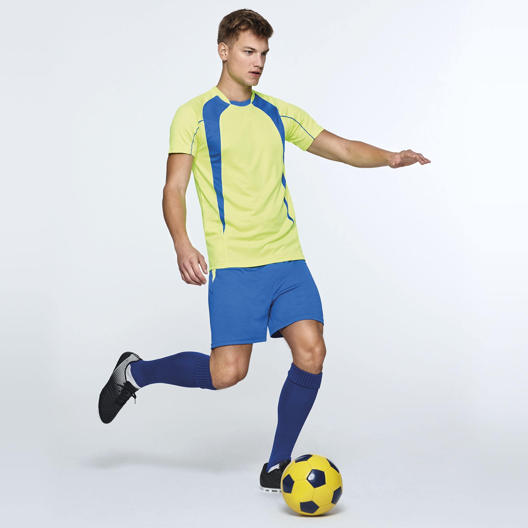 Ropa Deportiva: Ropa de Trabajo y Uniformes de Geresco Ropa Deportiva: Ropa de Trabajo y Uniformes de Geresco