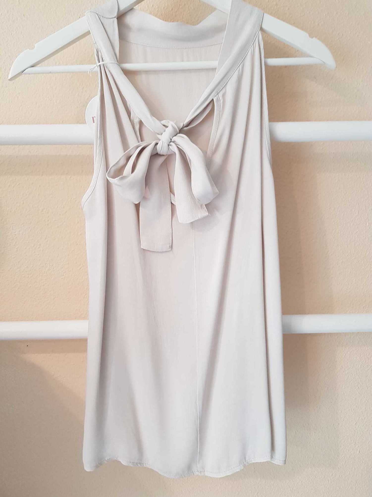 Ropa actual: Productos de LOHTTO Moda y complementos Ropa actual: Productos de LOHTTO Moda y complementos