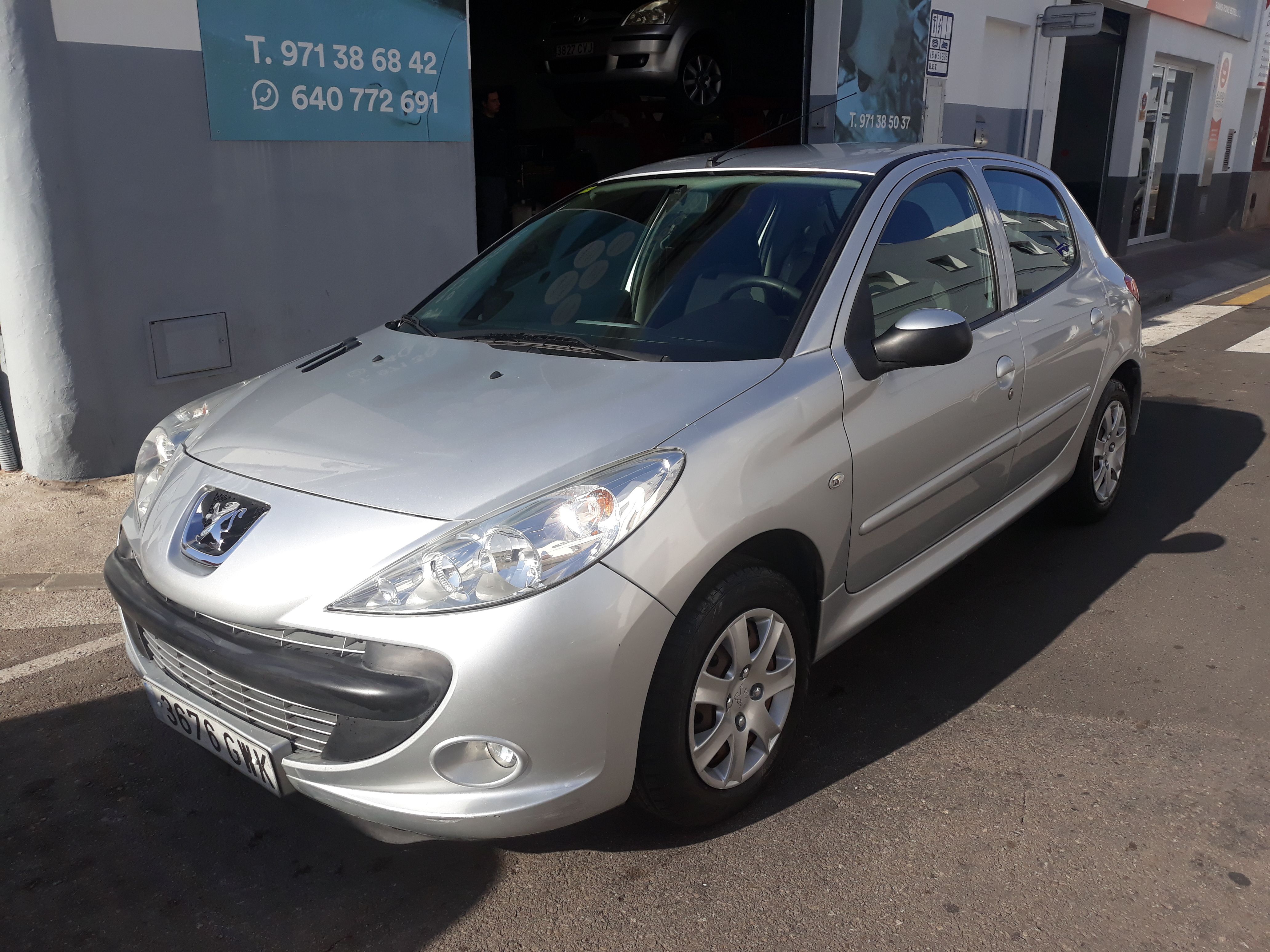 Peugeot 206 + (Vendido): Vehículos de ocasión de Automoció Centre Peugeot 206 + (Vendido): Vehículos de ocasión de Automoció Centre