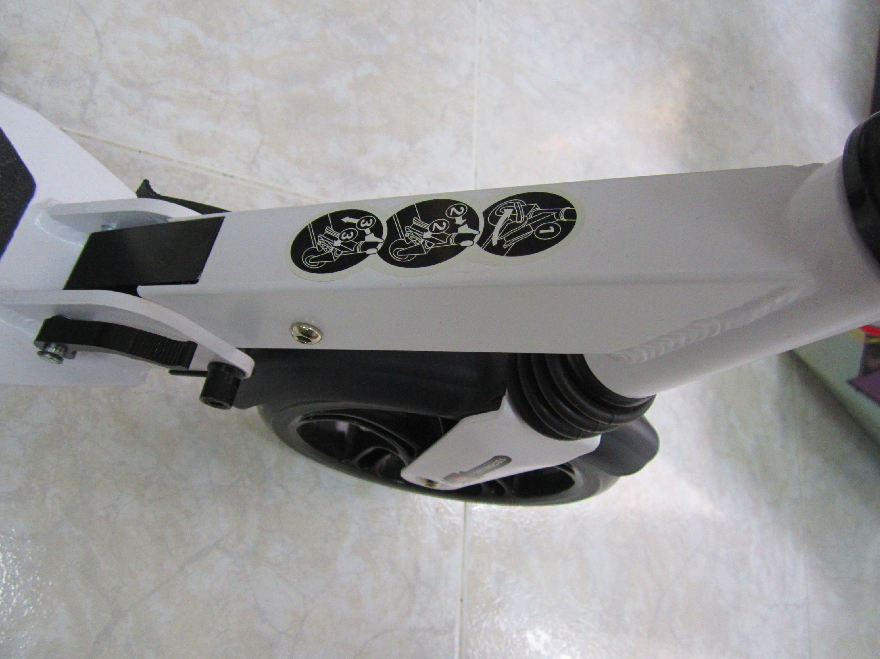 scooter E9 de empuje 225€: Productos y servicios de Scooter Family Electric scooter E9 de empuje 225€: Productos y servicios de Scooter Family Electric
