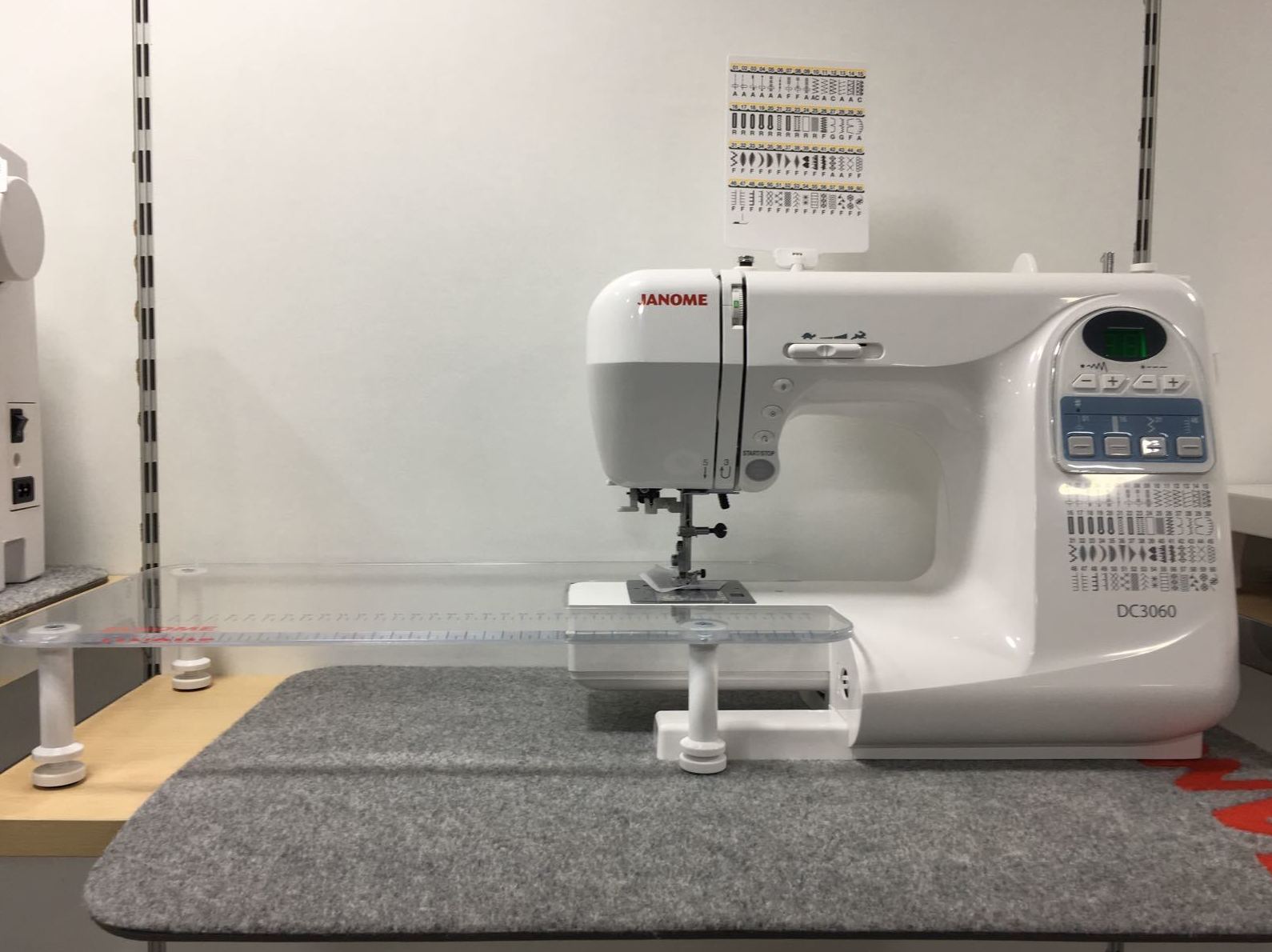 Mesa extensible para Janome DC 3060 y DC 2014 Mesa extensible para Janome DC 3060 y DC 2014