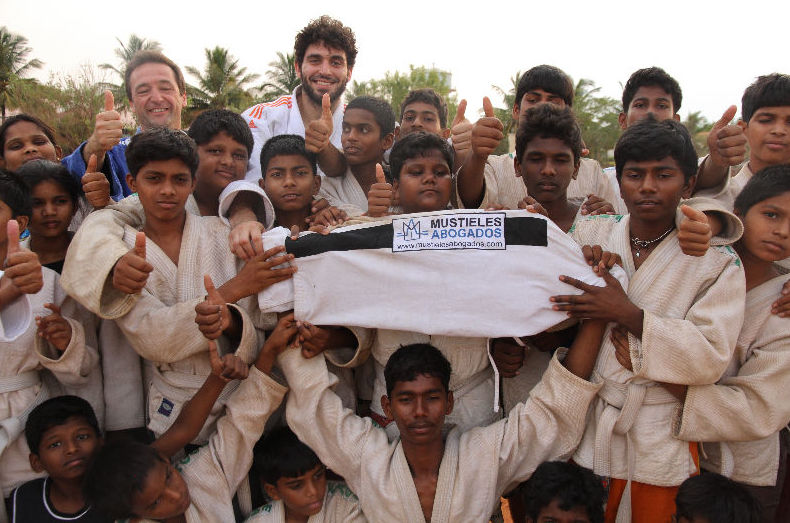 Mustieles Abogados en India Mustieles Abogados en India
