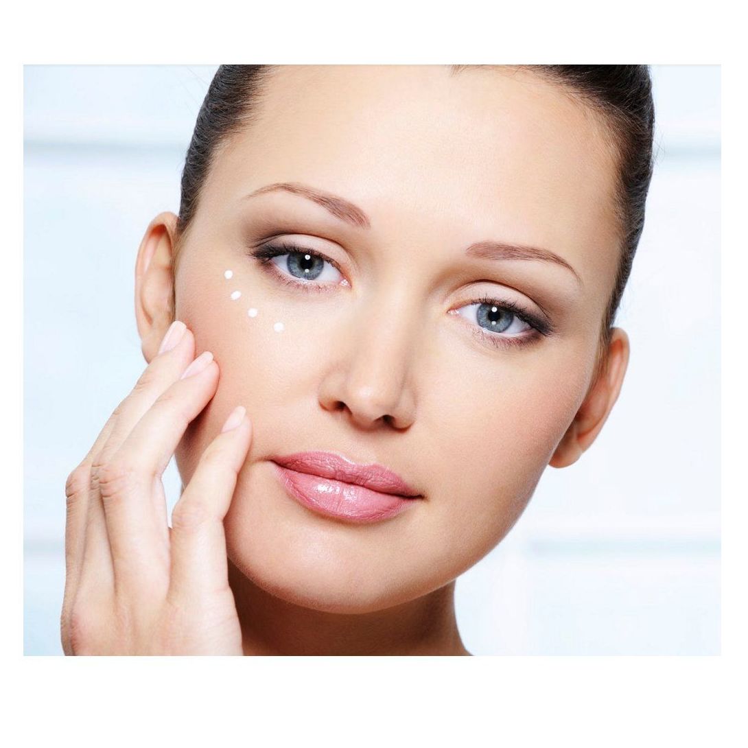 Higiene facial hidronutritiva 60 min: Servicios de Centro de Estética Paloma Olivo Higiene facial hidronutritiva 60 min: Servicios de Centro de Estética Paloma Olivo