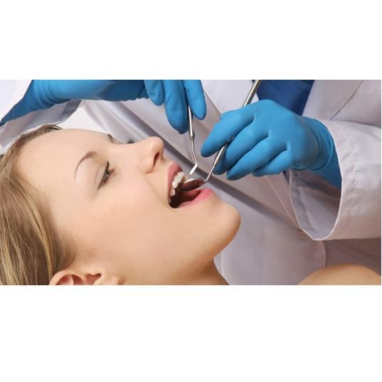 Odontología en general: Tratamientos dentales de Centro Dental Sant Fost