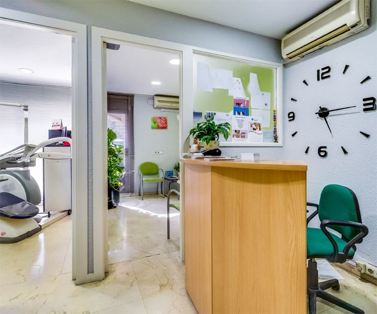 Expertos en implantología dental en Sant Fost de Campsentelles (Barcelona)