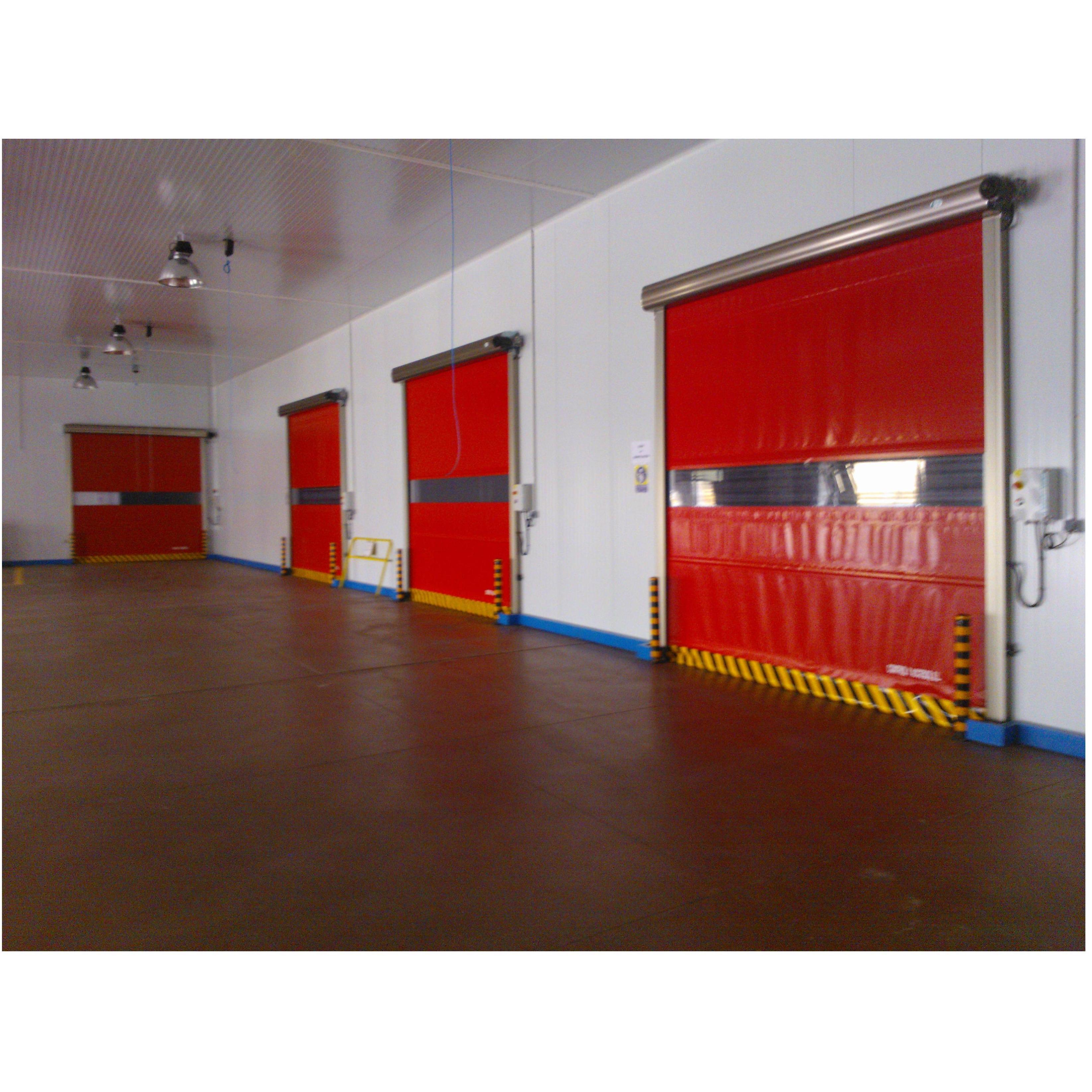 Puertas rápidas enrollables: Montajes e instalaciones de Mafrisur Puertas rápidas enrollables: Montajes e instalaciones de Mafrisur