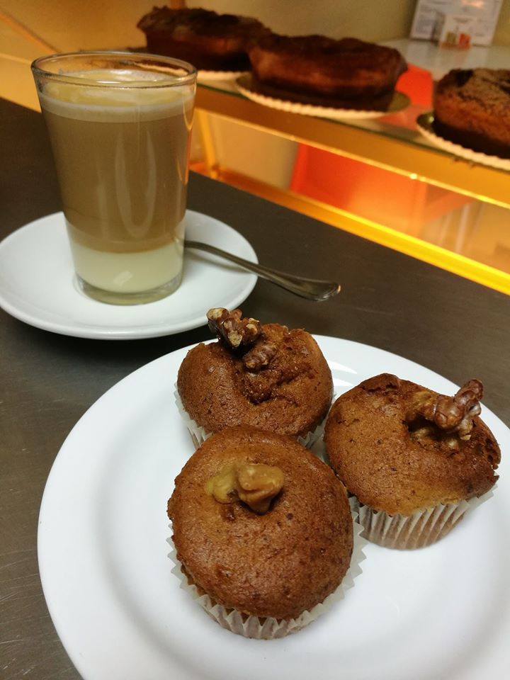 Servicio de mesa: Nuestros productos artesanales de Panadería Pastelería Hijo de Rosarito Servicio de mesa: Nuestros productos artesanales de Panadería Pastelería Hijo de Rosarito