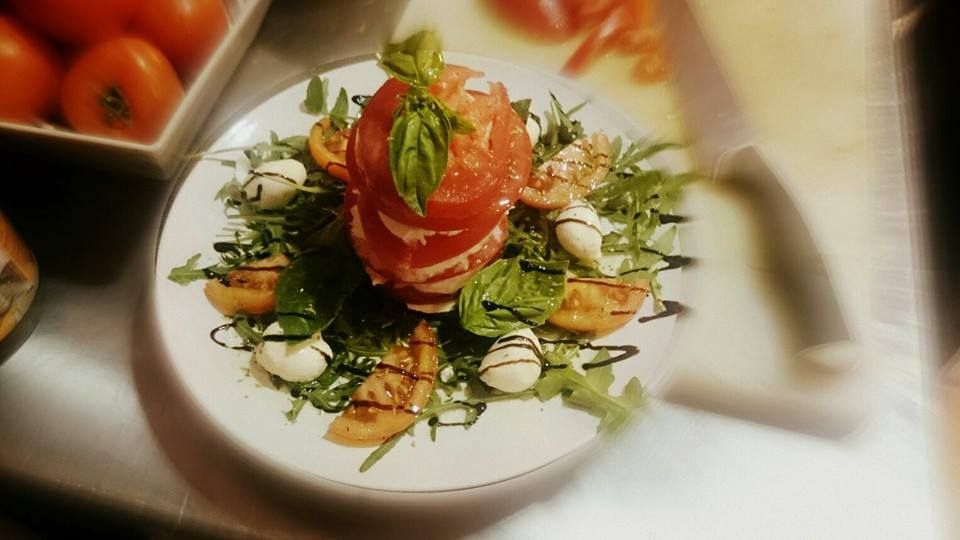 Insalate (ensaladas): Carta de SANTORO Cocina Italiana y Obrador Insalate (ensaladas): Carta de SANTORO Cocina Italiana y Obrador