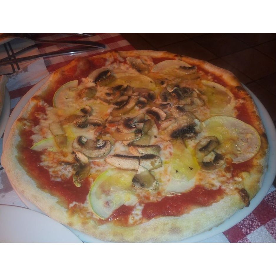 Pizzas: Carta de SANTORO Cocina Italiana y Obrador Pizzas: Carta de SANTORO Cocina Italiana y Obrador