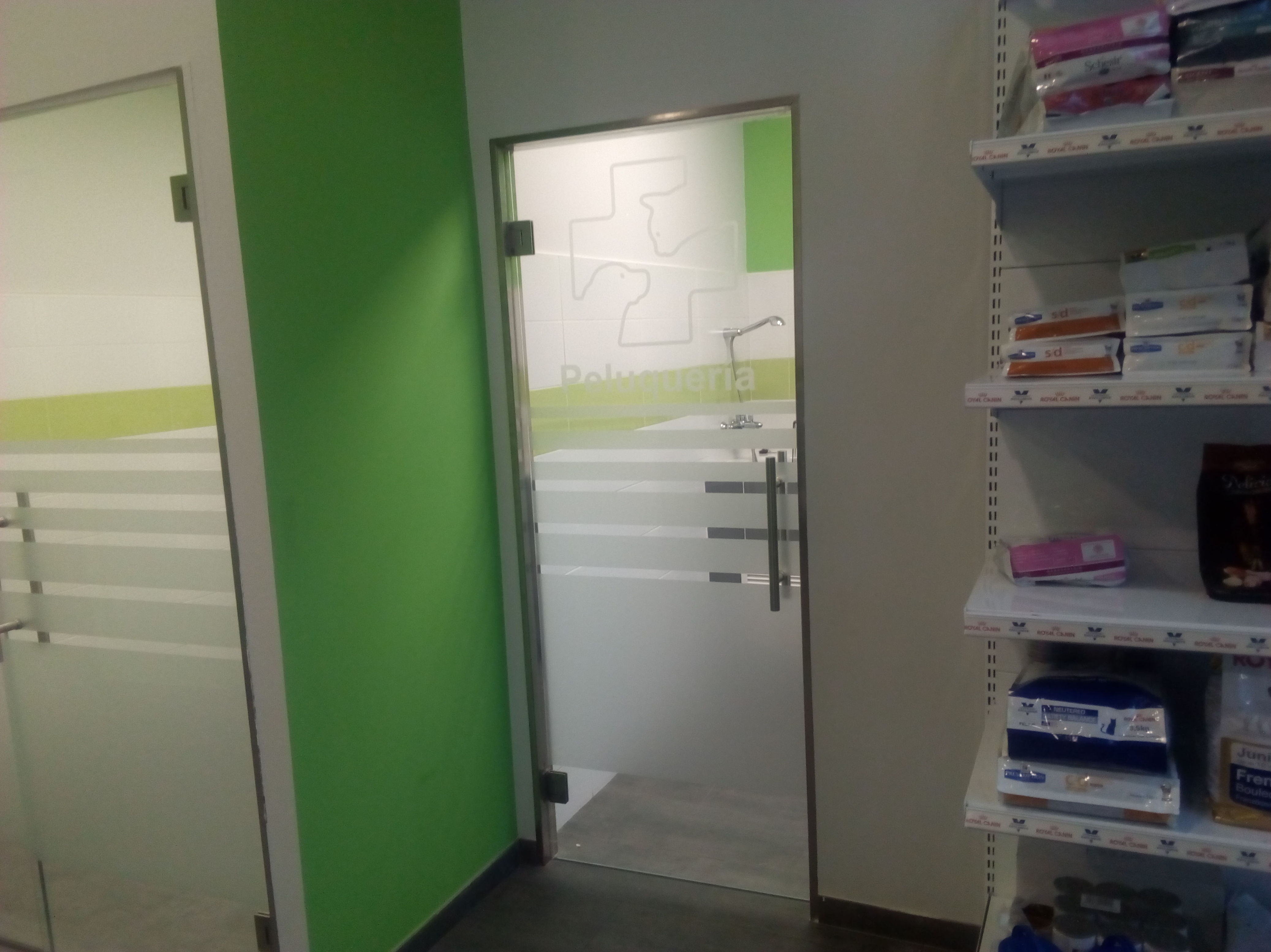 PELUQUERÍA CANINA Y FELINA PELUQUERÍA CANINA Y FELINA