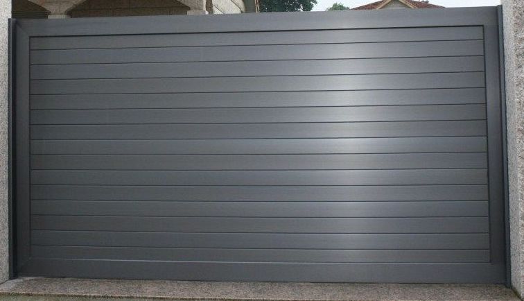 Puerta corredera lama de 100 mm. Puerta corredera lama de 100 mm.