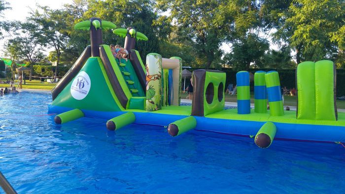 Acuáticos grandes: Catálogo de Hinchables Divertidos Acuáticos grandes: Catálogo de Hinchables Divertidos