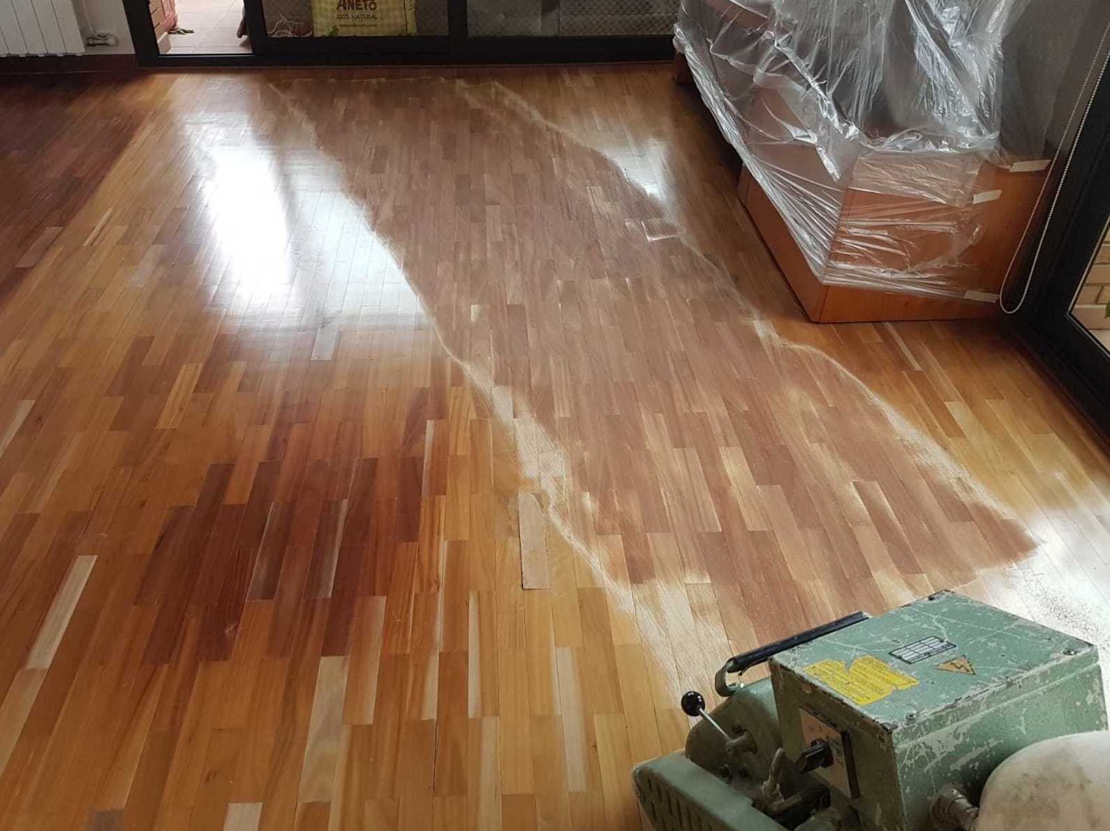 Pulido parquet: Servicios de Parquets Farràs Pulido parquet: Servicios de Parquets Farràs