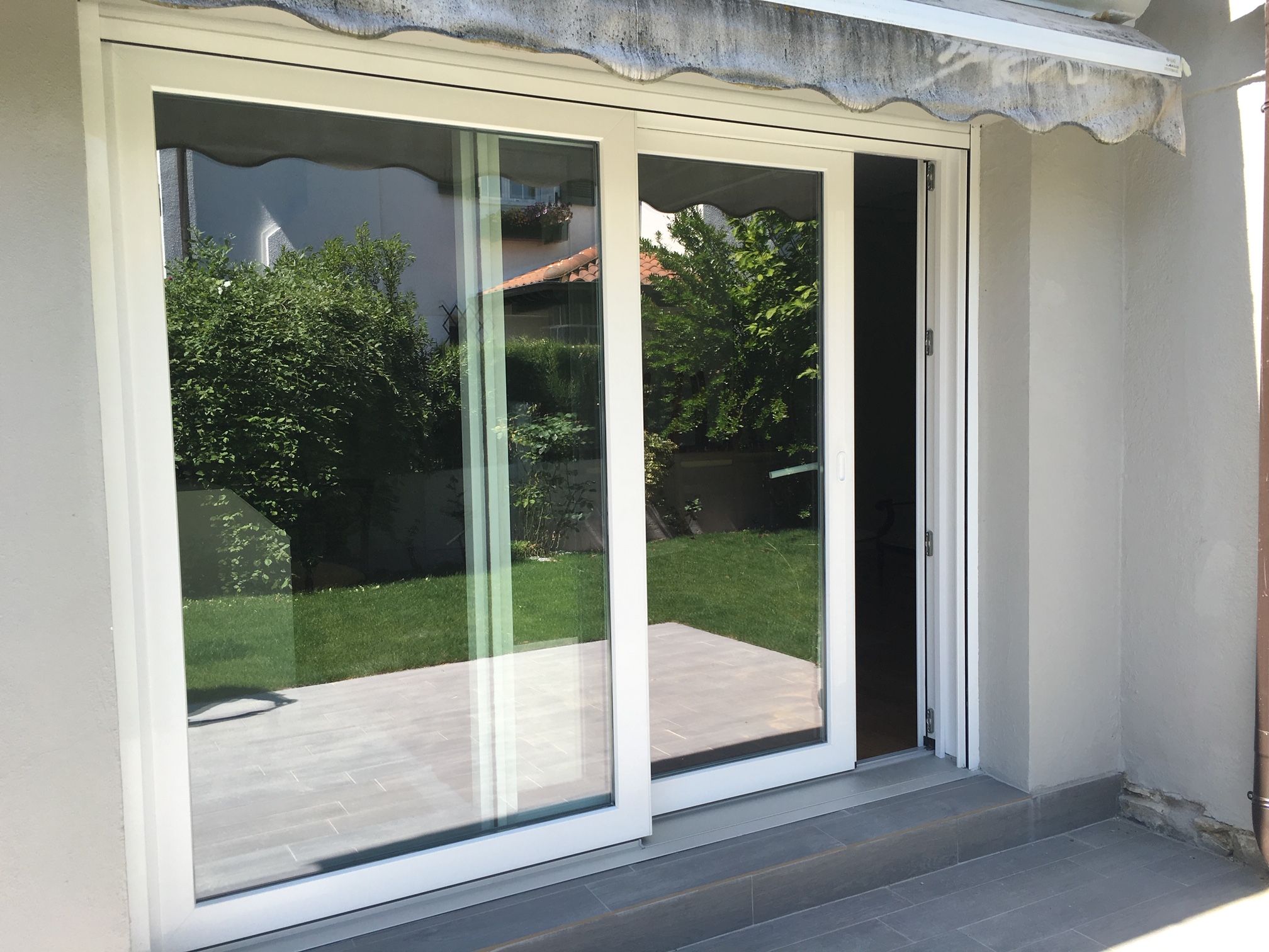 Puertas: Servicios de Aguerri Zoco Puertas: Servicios de Aguerri Zoco