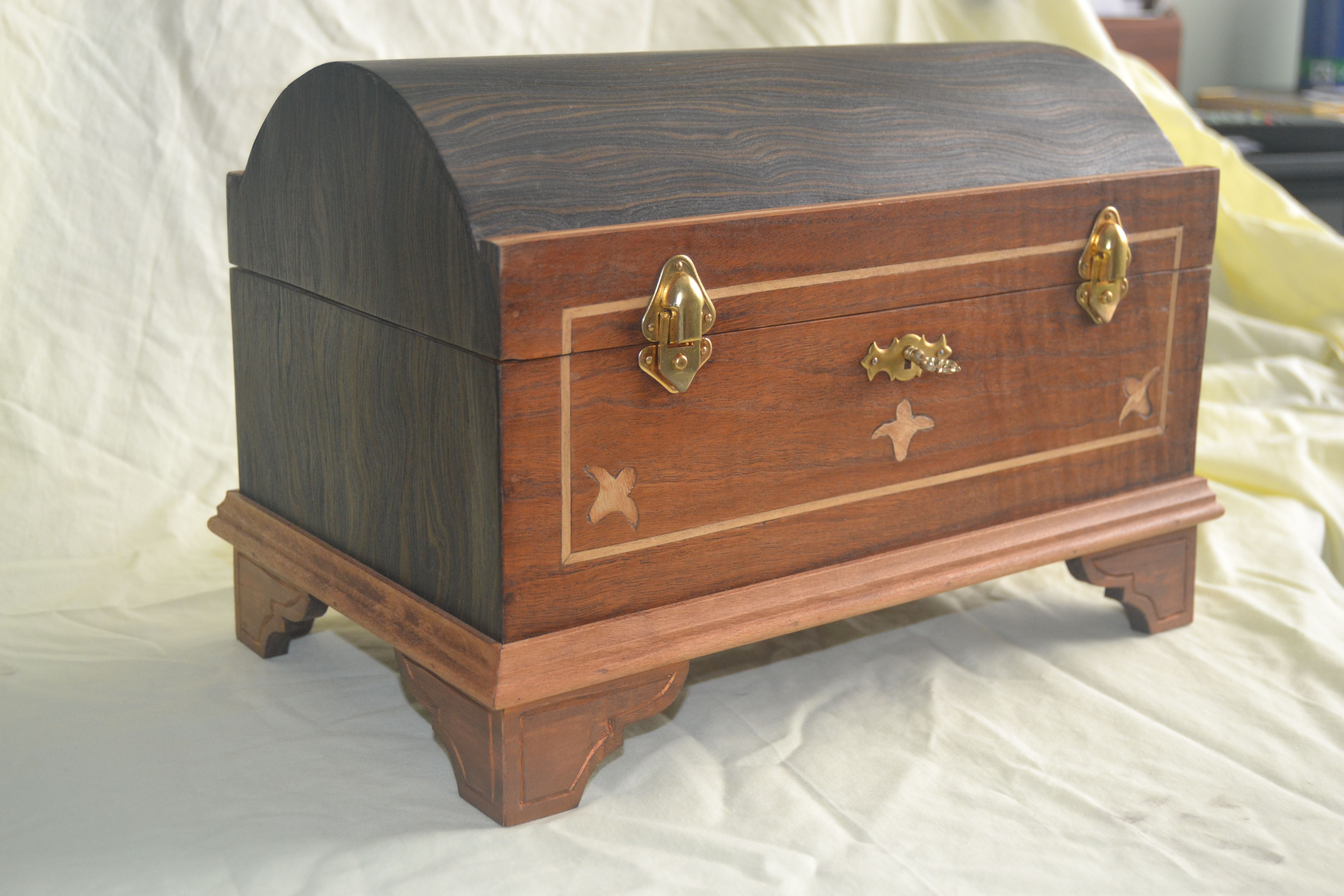 Nuestros clientes: Servicios de Muebles Artesanos Ángel María Nuestros clientes: Servicios de Muebles Artesanos Ángel María
