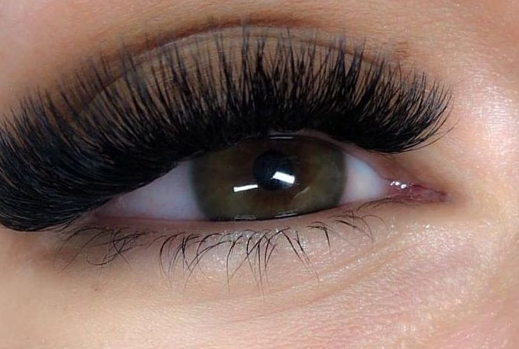 Volumen ruso 6D-12D: Servicios de Cristina Nails Volumen ruso 6D-12D: Servicios de Cristina Nails