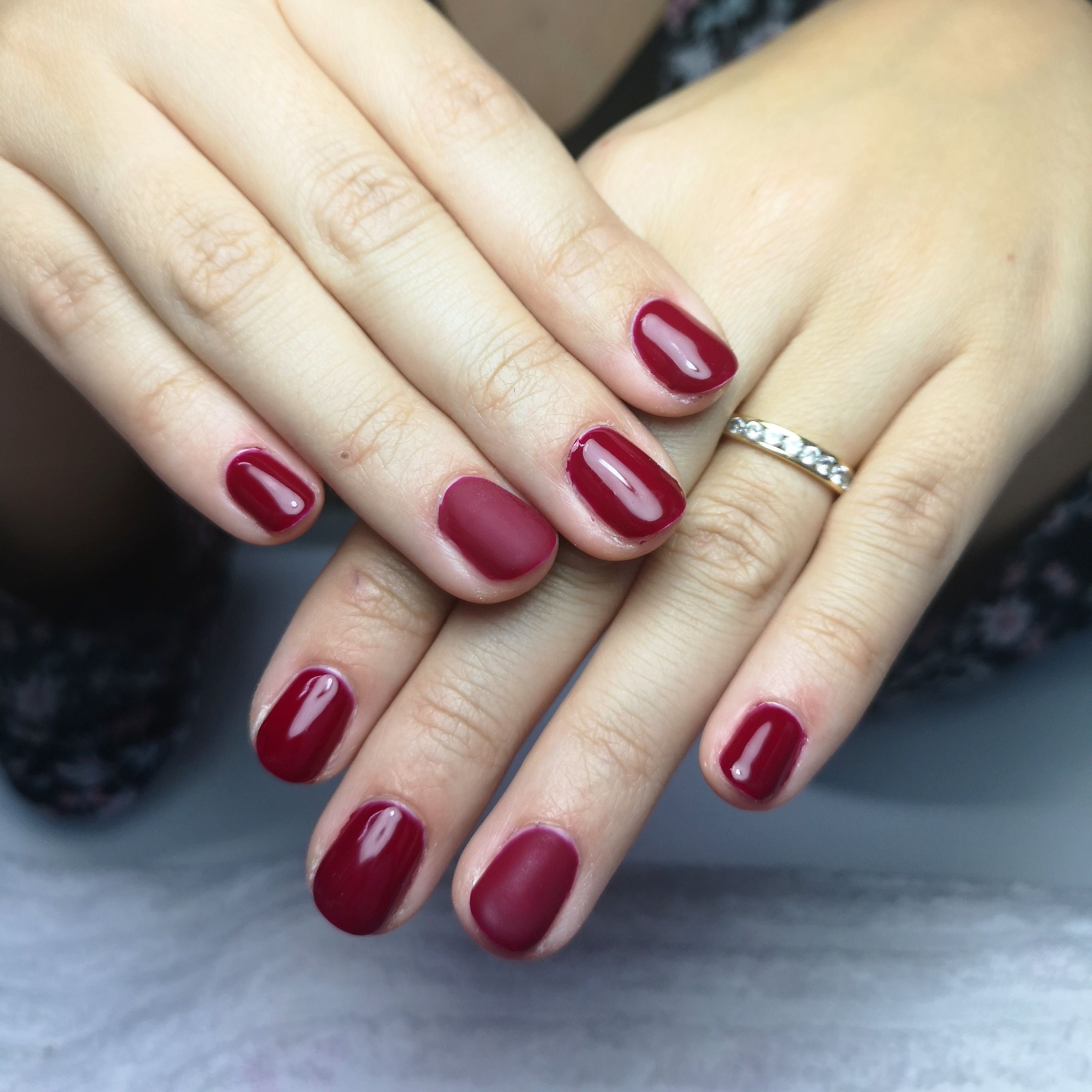 Manicura + esmaltado permanente: Servicios de Cristina Nails Manicura + esmaltado permanente: Servicios de Cristina Nails