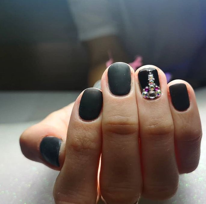 Manicuras con esmaltados semipermanente o permanente: Servicios de Cristina Nails Manicuras con esmaltados semipermanente o permanente: Servicios de Cristina Nails