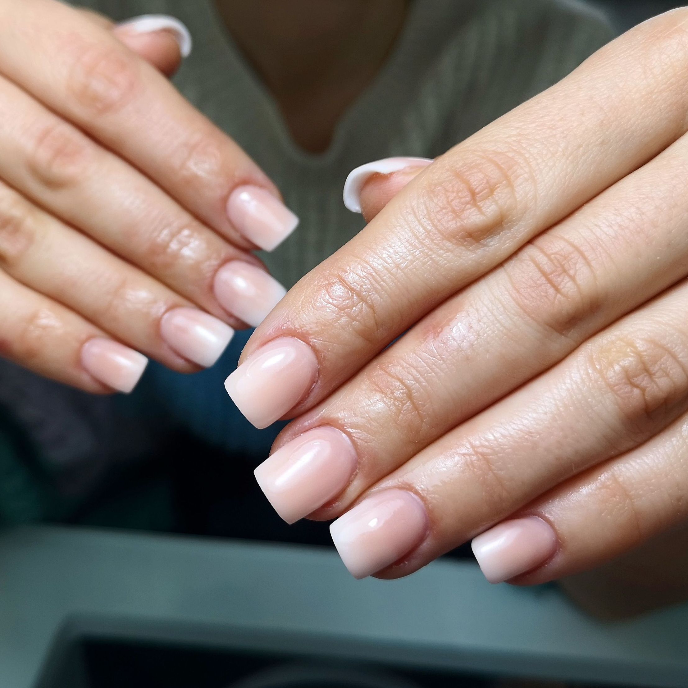 Construcción de uñas de gel o acrílico: Servicios de Cristina Nails Construcción de uñas de gel o acrílico: Servicios de Cristina Nails